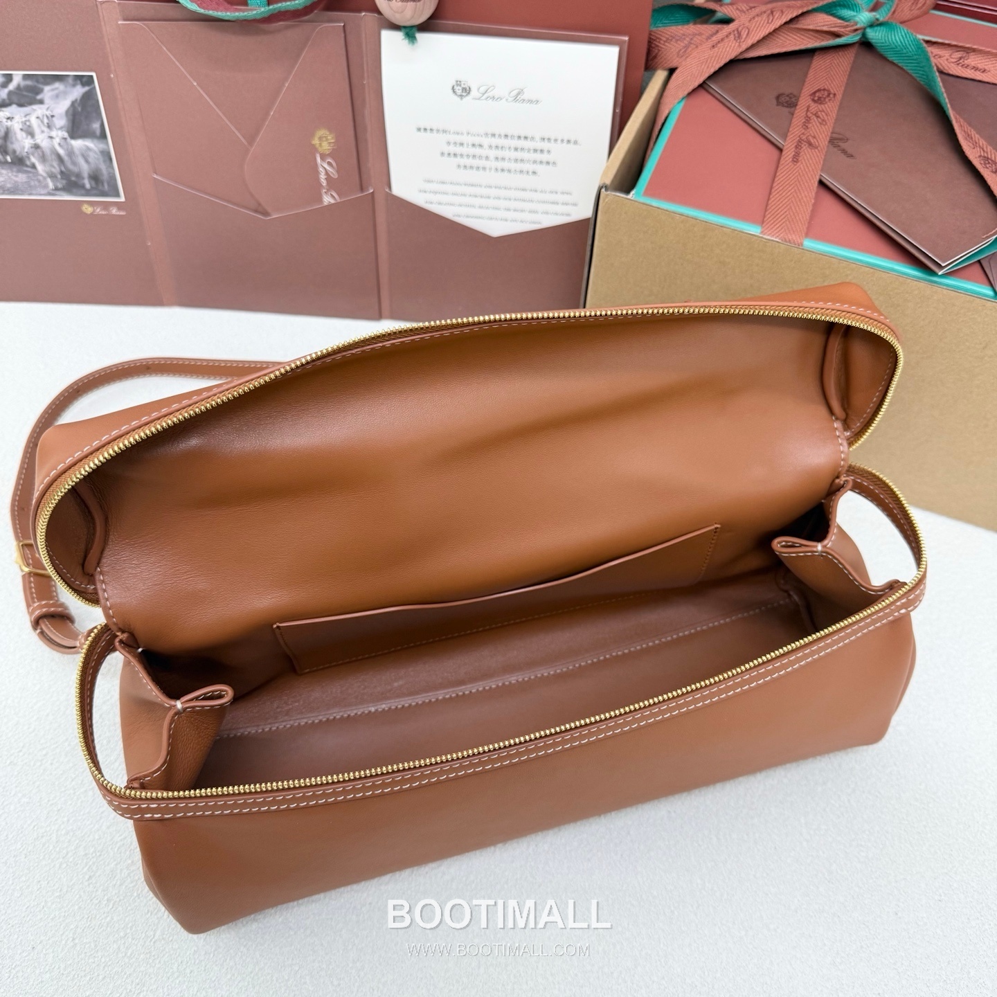 Loro Piana Extra Softy Bag L33 Top Handle Bag FAQ6591 로로피아나 엑스트라 소프티 백 L33 토트백 카프스킨 33cm 9