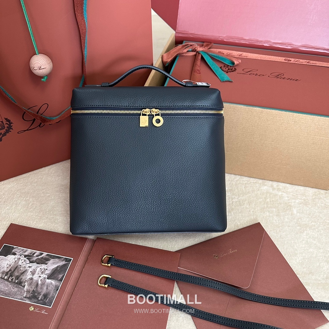 Loro Piana Extra Pocket Backpack FAM6491 로로피아나 엑스트라 포켓 백팩 카프스킨 23.5cm 1