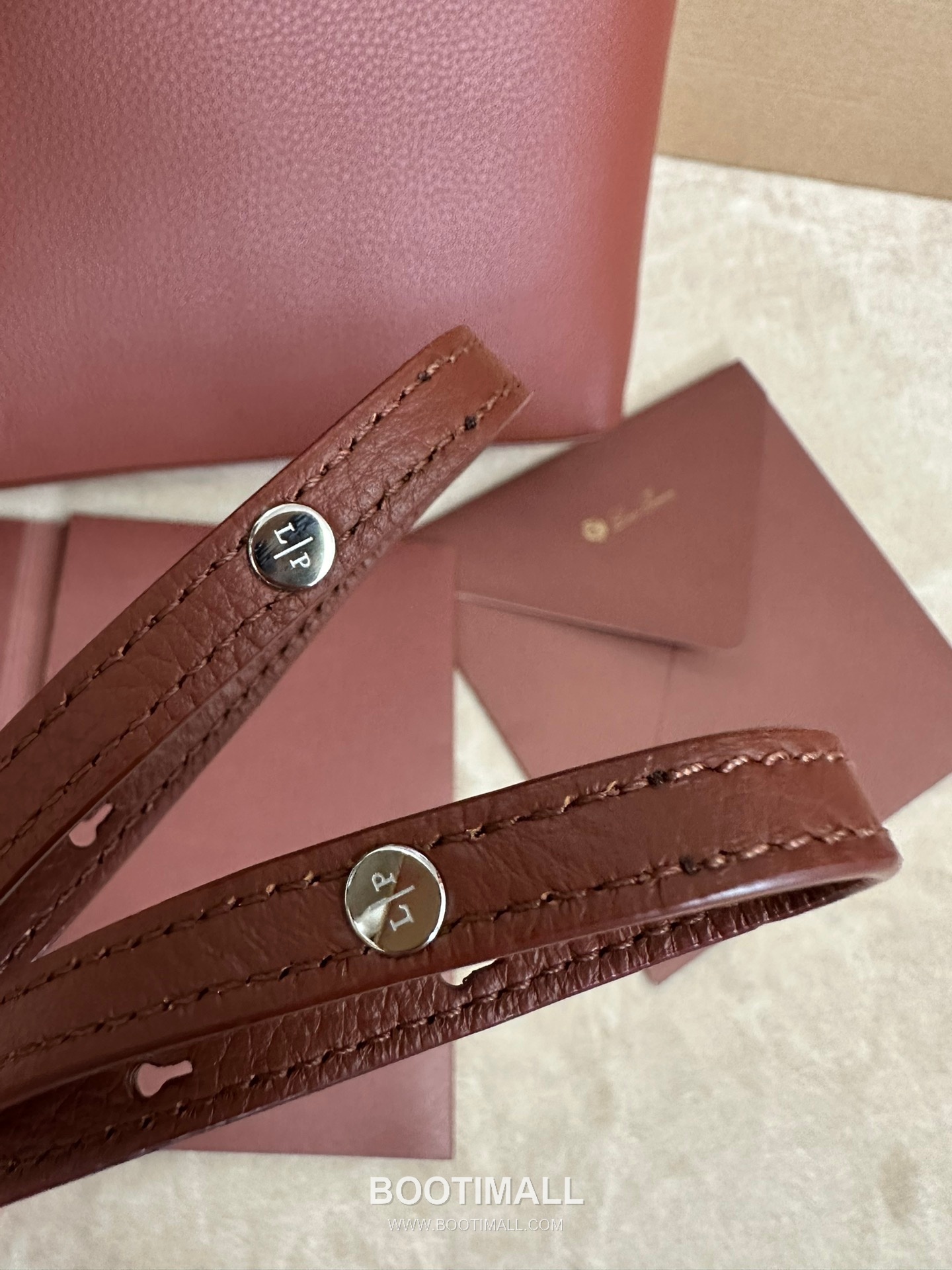 Loro Piana Extra Pocket Backpack FAM6491 로로피아나 엑스트라 포켓 백팩 카프스킨 23.5cm 8