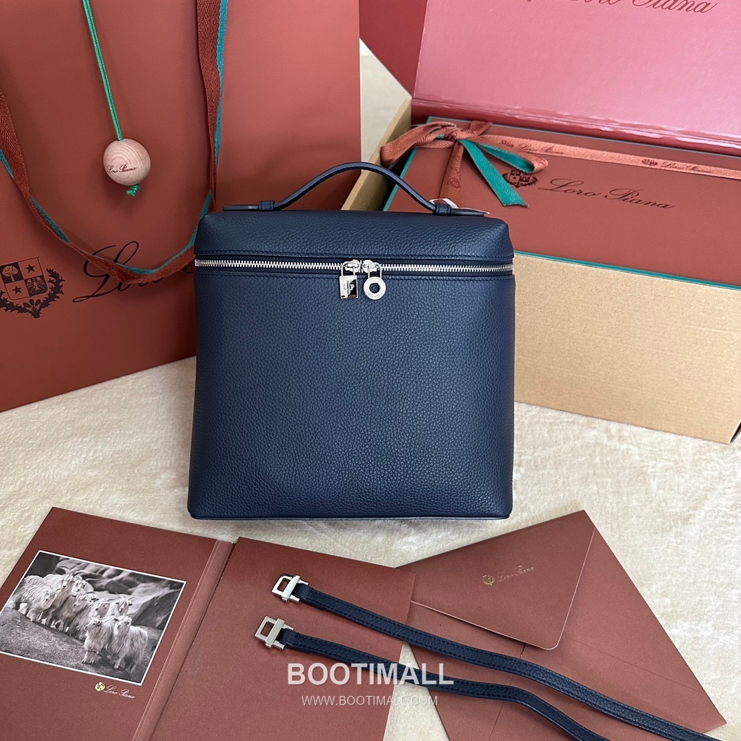 Loro Piana Extra Pocket Backpack FAM6491 로로피아나 엑스트라 포켓 백팩 카프스킨 23.5cm 1