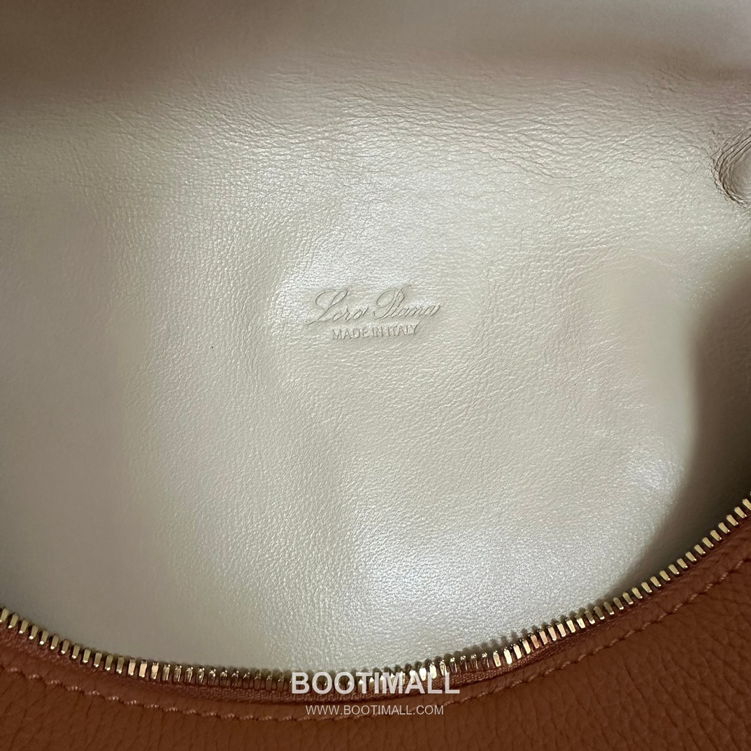 Loro Piana Extra Pocket Backpack FAM6491 로로피아나 엑스트라 포켓 백팩 카프스킨 23.5cm 9