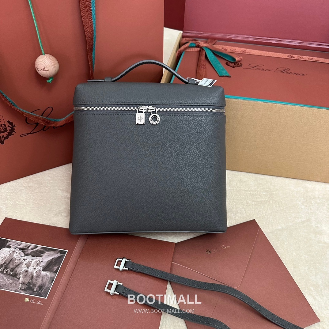 Loro Piana Extra Pocket Backpack FAM6491 로로피아나 엑스트라 포켓 백팩 카프스킨 23.5cm 1