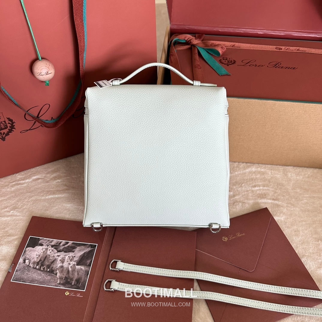 Loro Piana Extra Pocket Backpack FAM6491 로로피아나 엑스트라 포켓 백팩 카프스킨 23.5cm 2