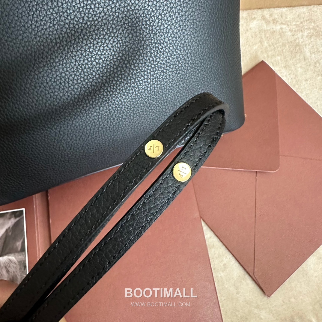 Loro Piana Extra Pocket Backpack FAM6491 로로피아나 엑스트라 포켓 백팩 카프스킨 23.5cm 8