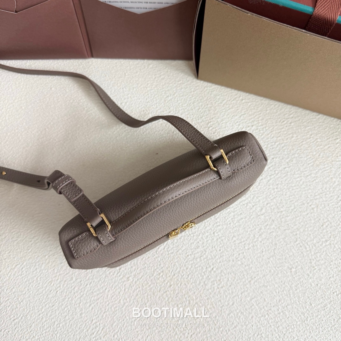 Loro Piana Extra Pocket L19 Clutch Bag FAI8393 로로피아나 엑스트라 포켓 L19 클러치백 카프스킨 19cm 5