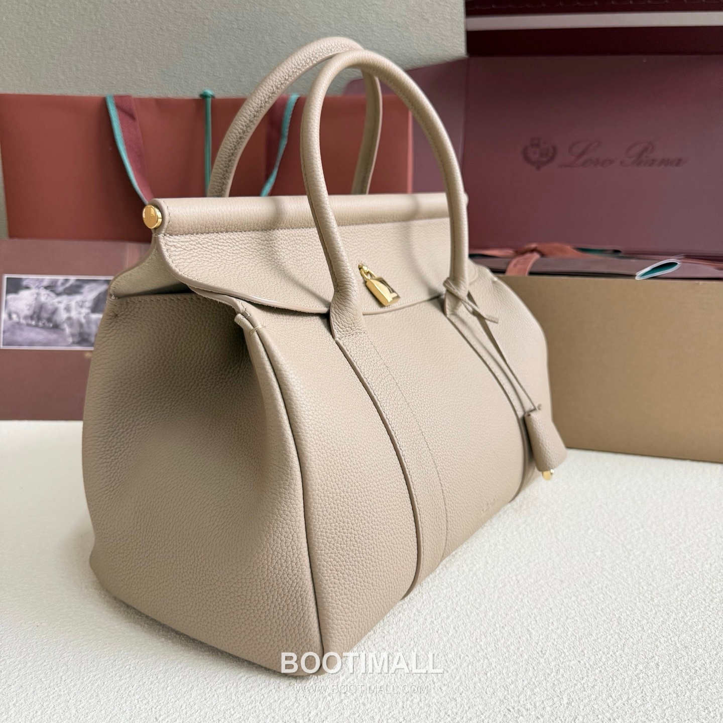 Loro Piana Loom L32 Medium Top Handle Bag 로로피아나 룸 L32 미디엄 토트백 카프스킨 33cm 3