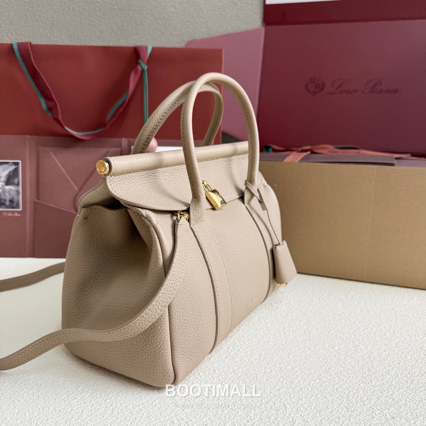 Loro Piana Loom L25 Small Top Handle Bag 로로피아나 룸 L25 스몰 토트백 카프스킨 25cm 2