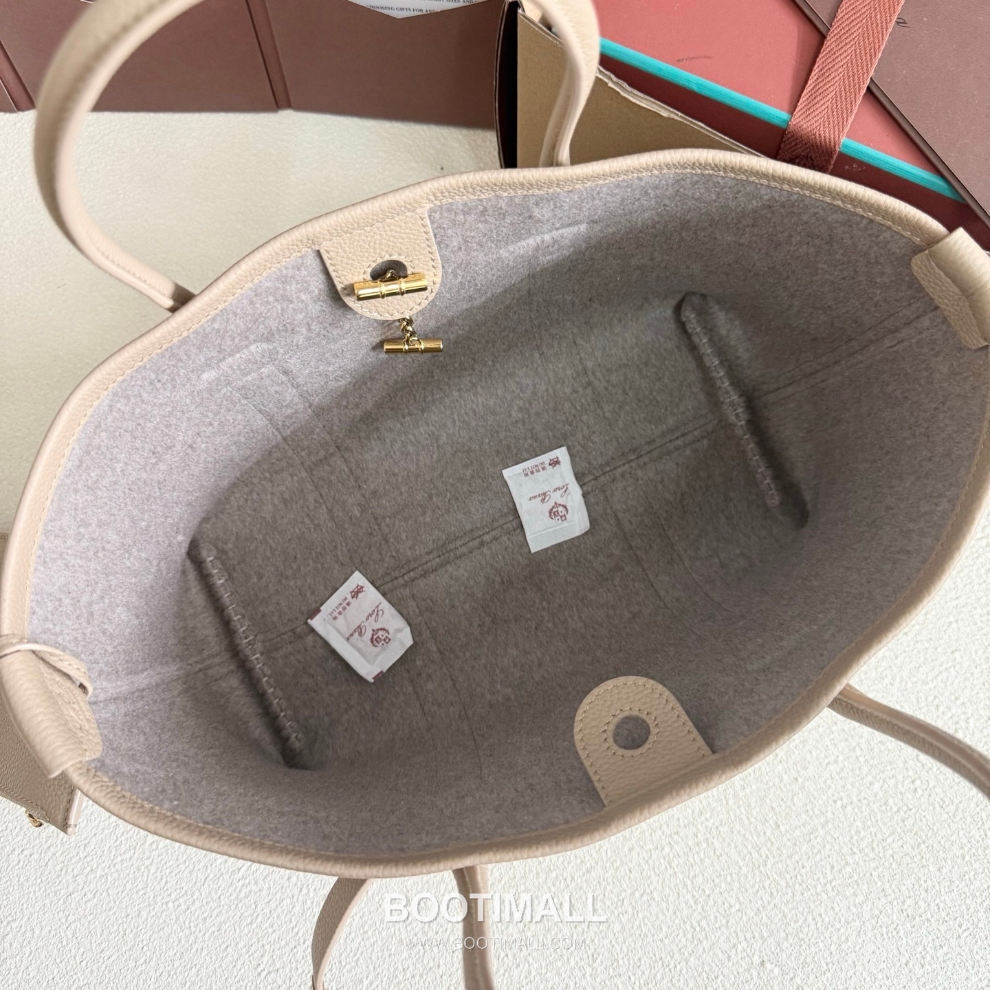 Loro Piana Ghiera Shopper Small Tote Bag FAO7473 로로피아나 기에라 쇼퍼 스몰 토트백 그레인 카프스킨 28cm 9