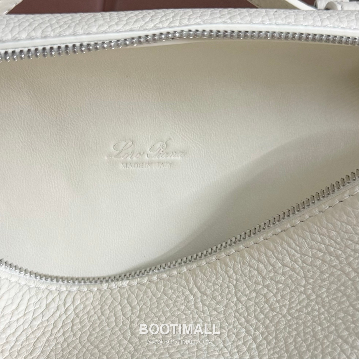 Loro Piana Extra Pocket L19 Clutch Bag FAI8393 로로피아나 엑스트라 포켓 L19 클러치백 카프스킨 19cm 9