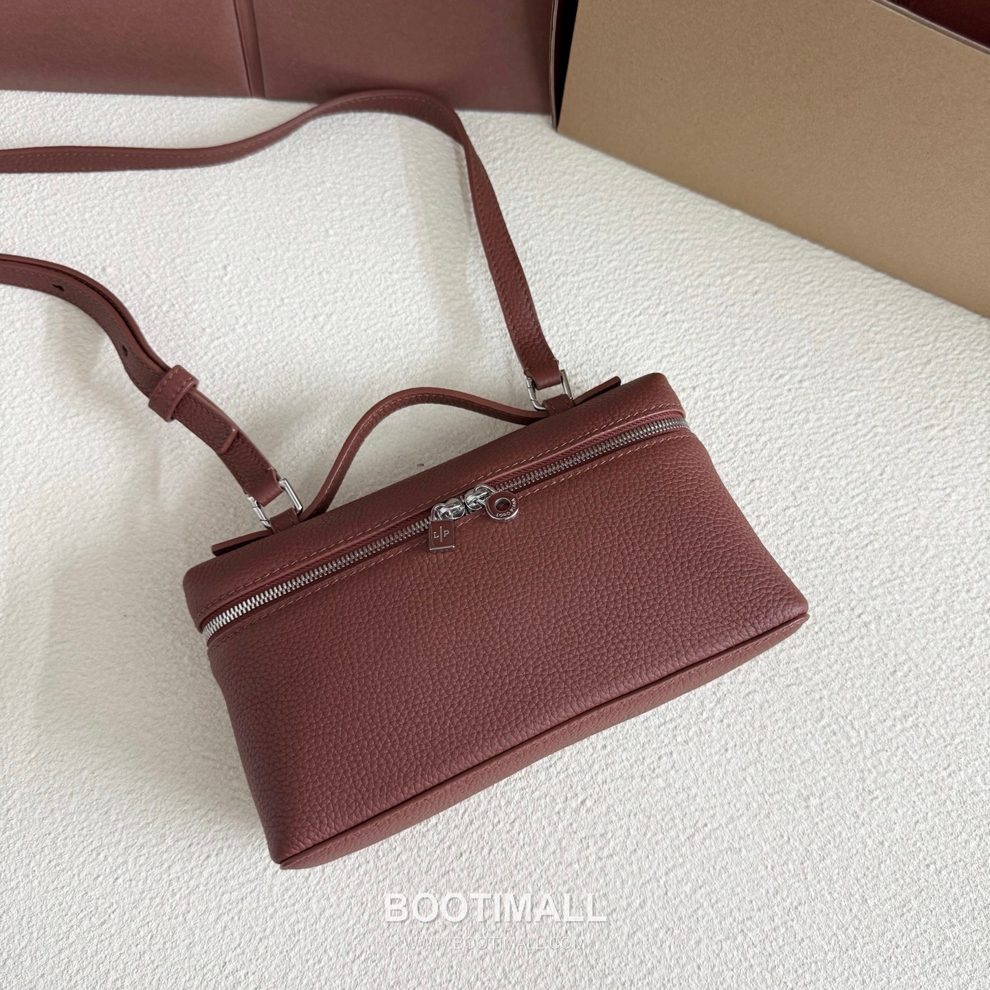 Loro Piana Extra Pocket L19 Clutch Bag FAI8393 로로피아나 엑스트라 포켓 L19 클러치백 카프스킨 19cm 4