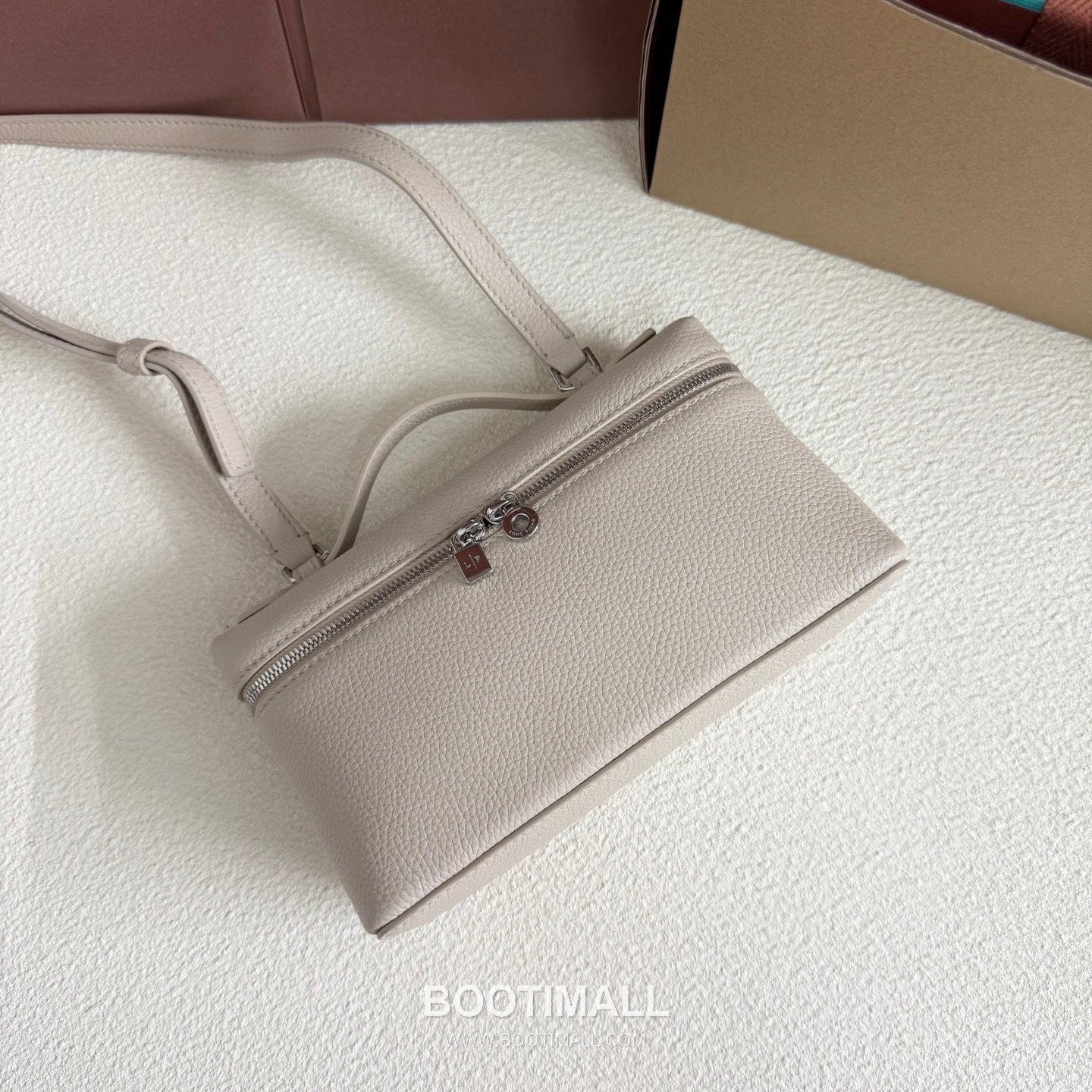Loro Piana Extra Pocket L19 Clutch Bag FAI8393 로로피아나 엑스트라 포켓 L19 클러치백 카프스킨 19cm 4