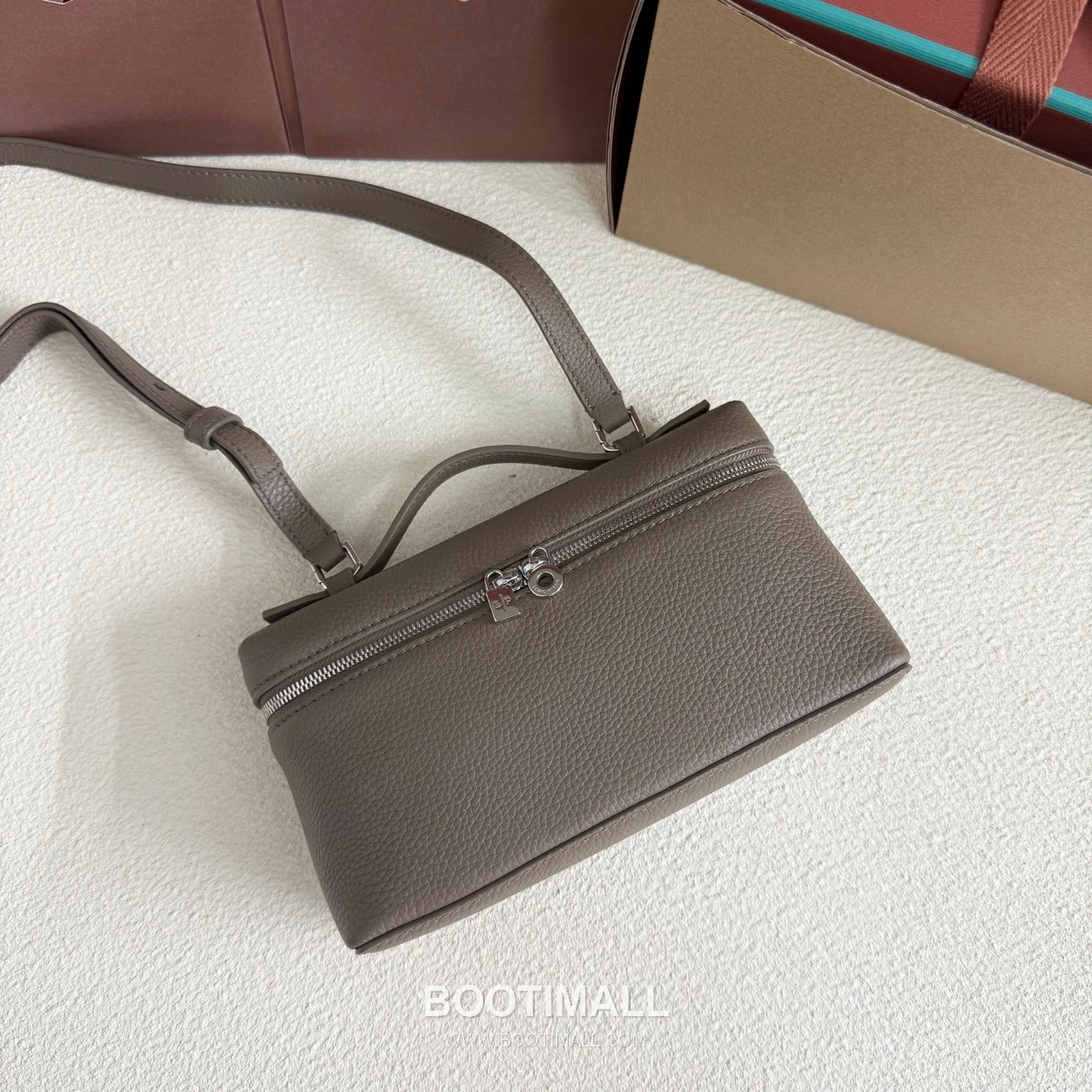 Loro Piana Extra Pocket L19 Clutch Bag FAI8393 로로피아나 엑스트라 포켓 L19 클러치백 카프스킨 19cm 4