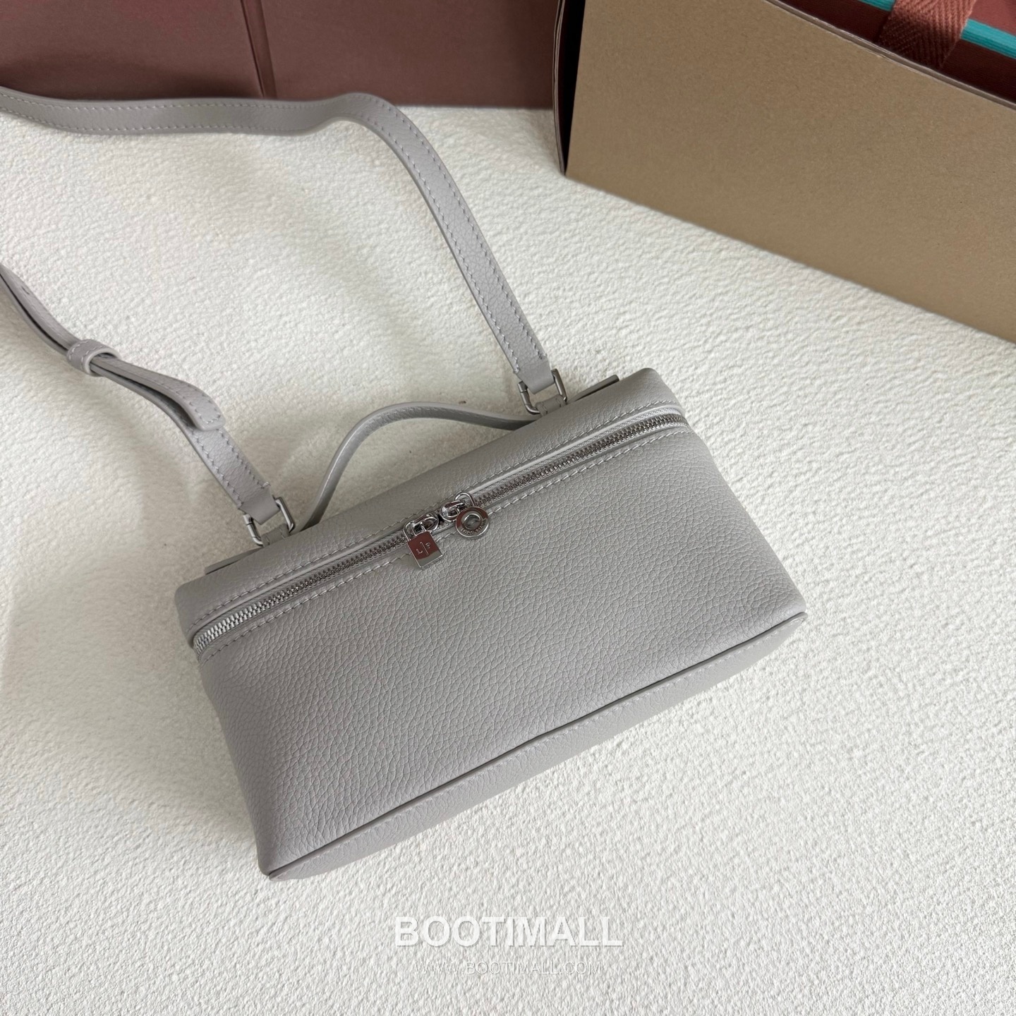 Loro Piana Extra Pocket L19 Clutch Bag FAI8393 로로피아나 엑스트라 포켓 L19 클러치백 카프스킨 19cm 4