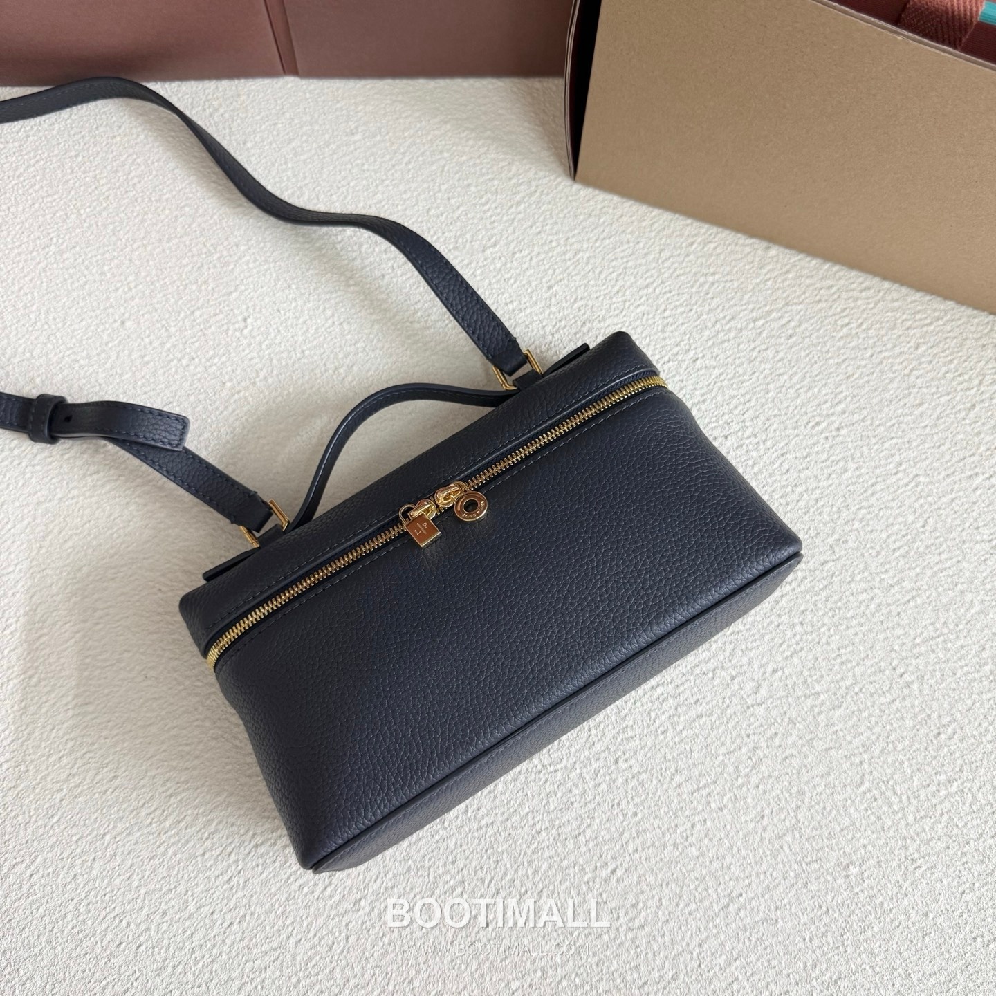 Loro Piana Extra Pocket L19 Clutch Bag FAI8393 로로피아나 엑스트라 포켓 L19 클러치백 카프스킨 19cm 4