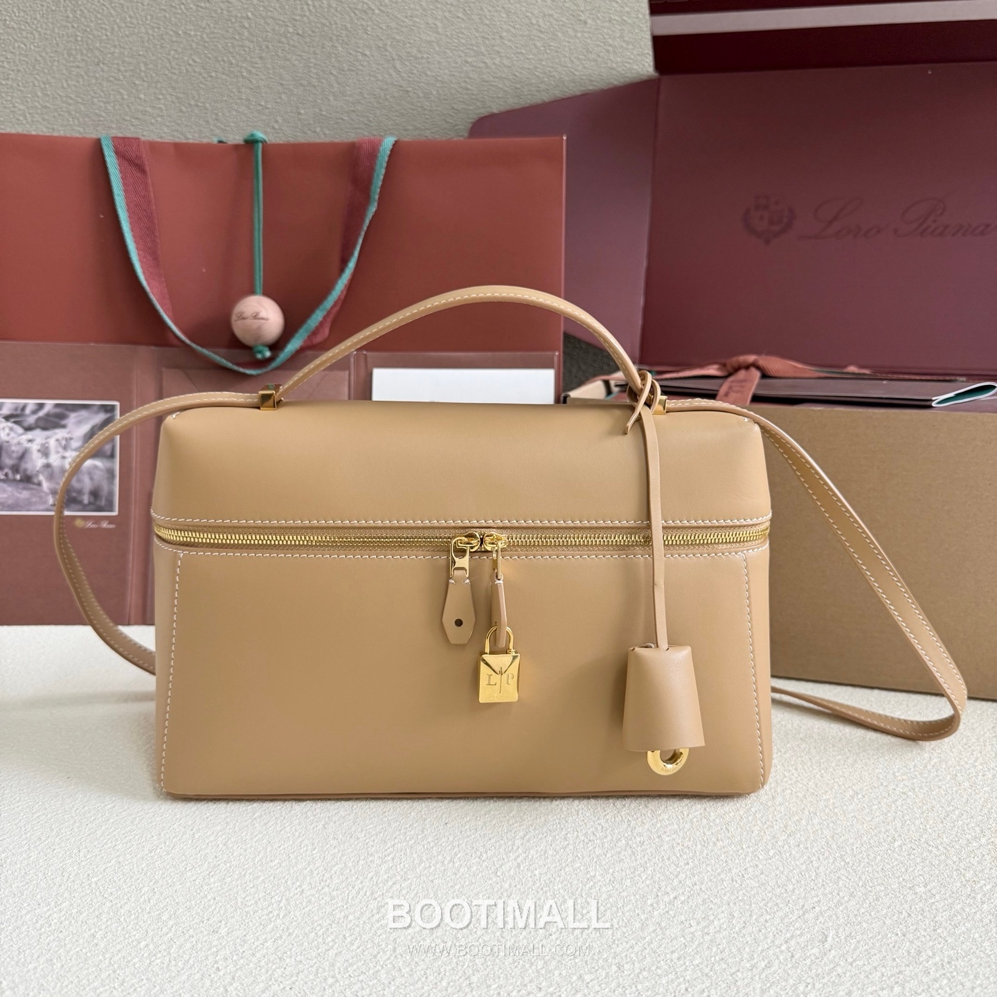 Loro Piana Extra Bag L27 Top Handle Bag 로로피아나 엑스트라 백 L27 토트백 카프스킨 27cm 1