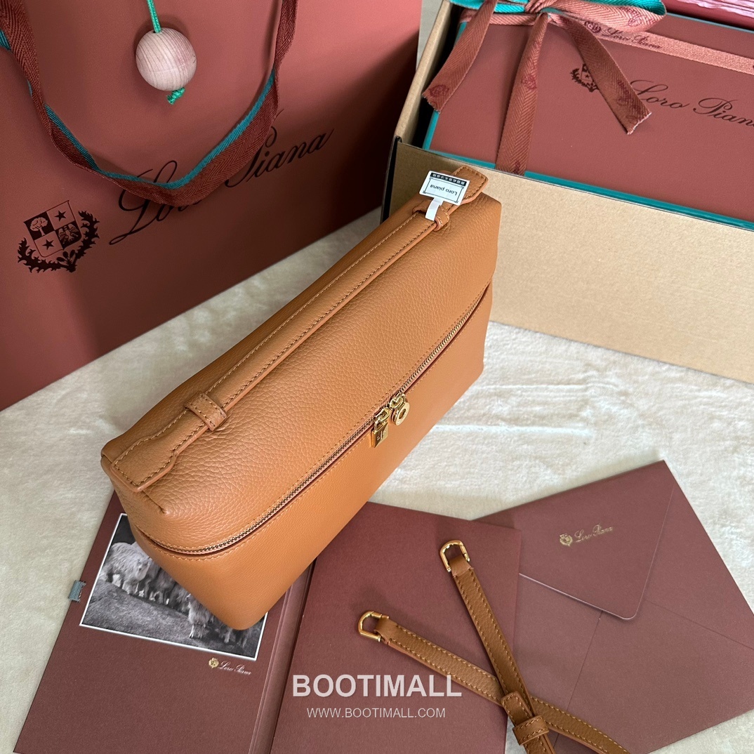 Loro Piana Extra Pocket L27 Clutch Bag FAI8 로로피아나 엑스트라 포켓 L27 클러치백 카프스킨 27cm 4