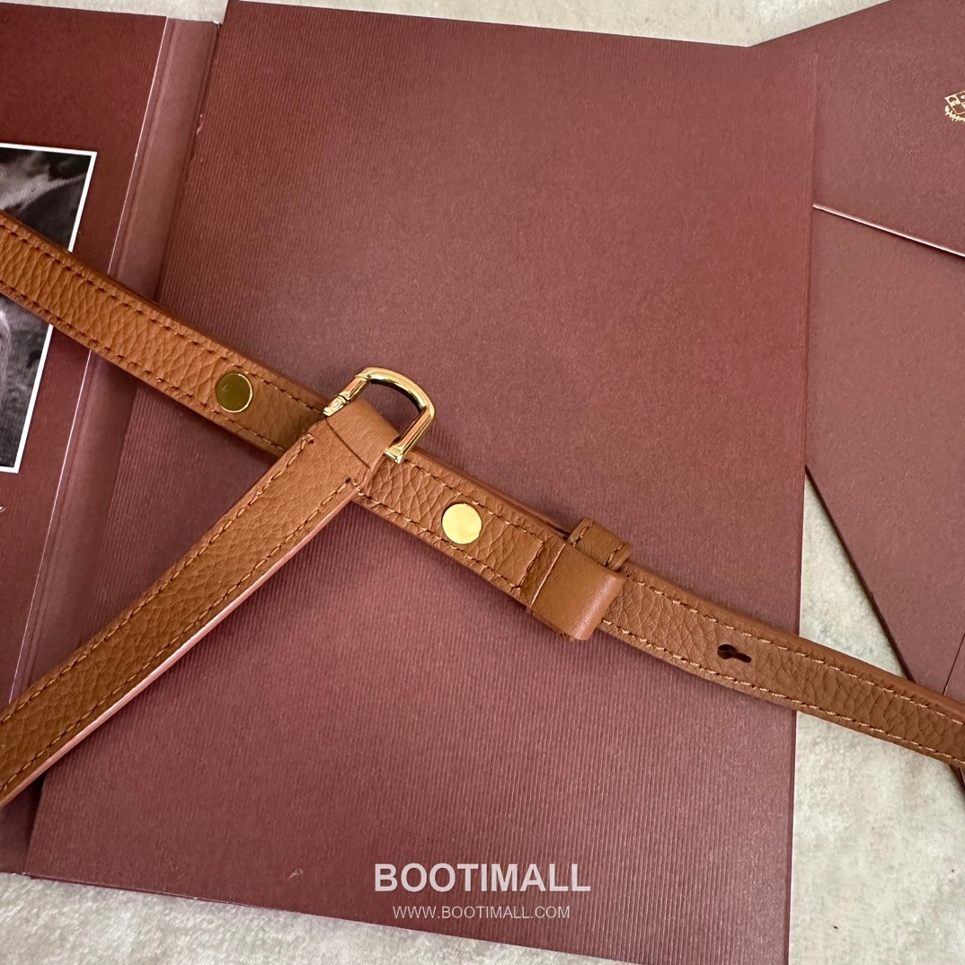 Loro Piana Extra Pocket L27 Clutch Bag FAI8 로로피아나 엑스트라 포켓 L27 클러치백 카프스킨 27cm 8