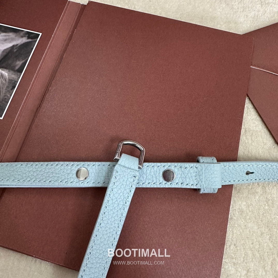 Loro Piana Extra Pocket L27 Clutch Bag FAI8 로로피아나 엑스트라 포켓 L27 클러치백 카프스킨 27cm 8