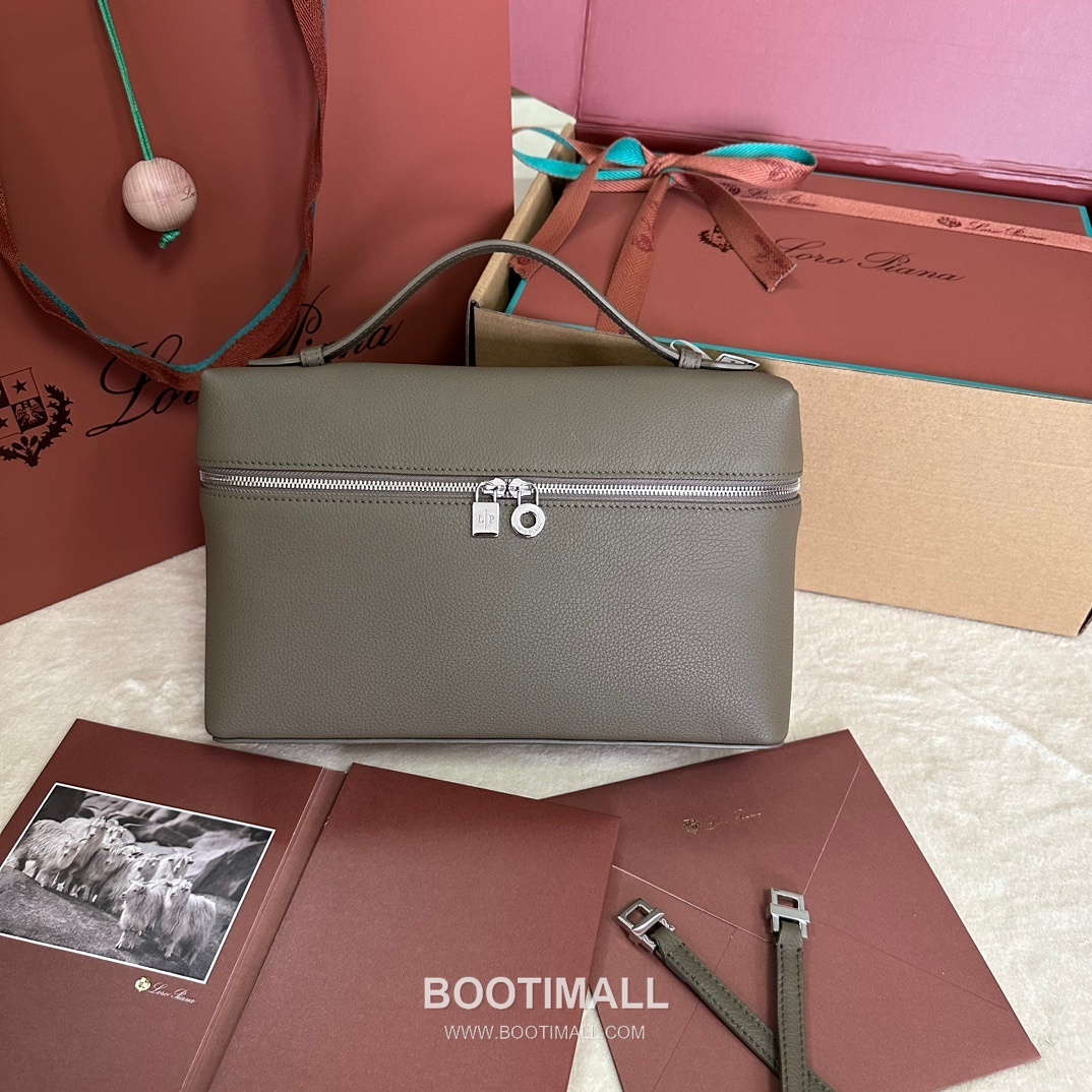 Loro Piana Extra Pocket L27 Clutch Bag FAI8 로로피아나 엑스트라 포켓 L27 클러치백 카프스킨 27cm 1