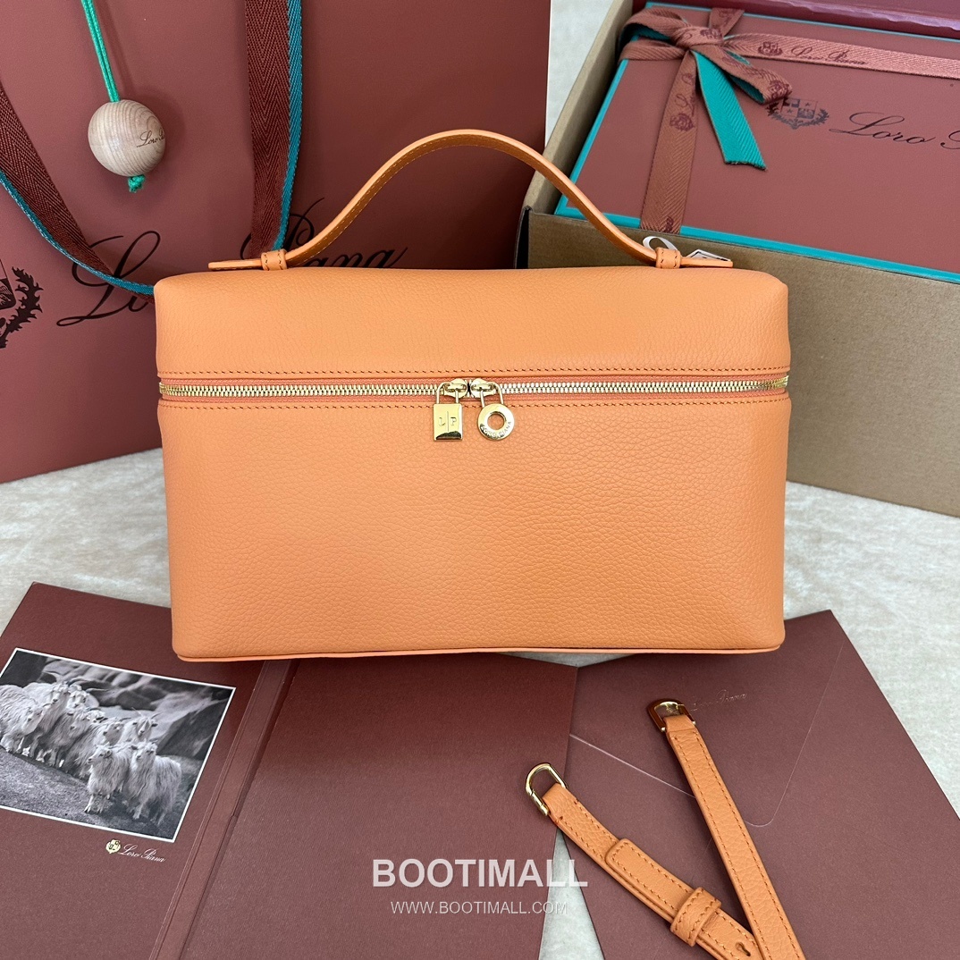 Loro Piana Extra Pocket L27 Clutch Bag FAI8 로로피아나 엑스트라 포켓 L27 클러치백 카프스킨 27cm 1