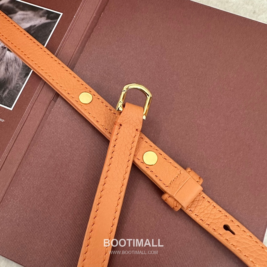 Loro Piana Extra Pocket L27 Clutch Bag FAI8 로로피아나 엑스트라 포켓 L27 클러치백 카프스킨 27cm 8