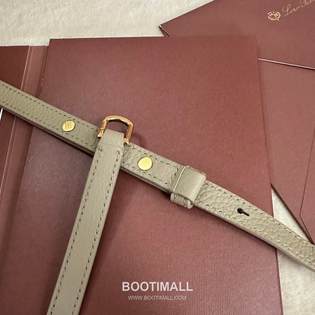 Loro Piana Extra Pocket L27 Clutch Bag FAI8 로로피아나 엑스트라 포켓 L27 클러치백 카프스킨 27cm 8