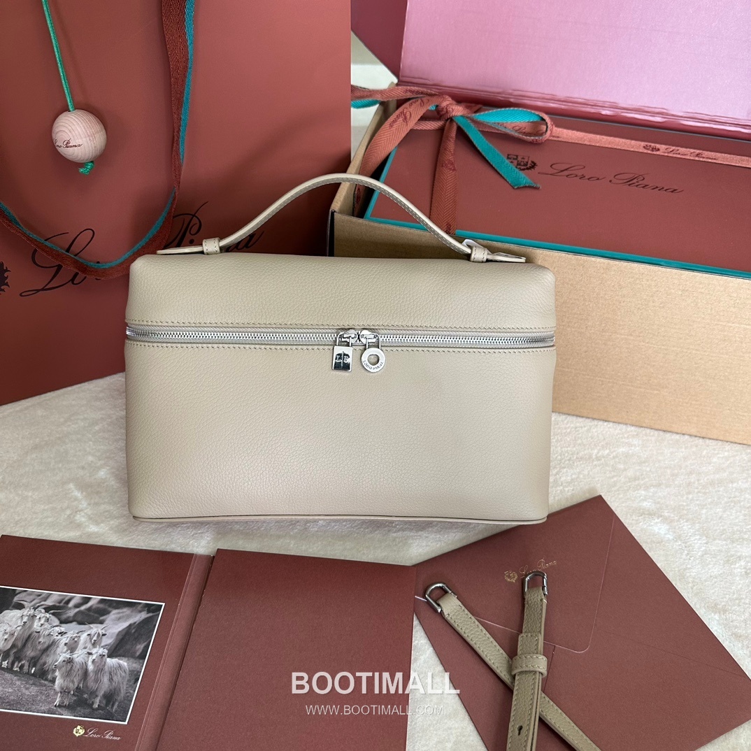 Loro Piana Extra Pocket L27 Clutch Bag FAI8 로로피아나 엑스트라 포켓 L27 클러치백 카프스킨 27cm 1