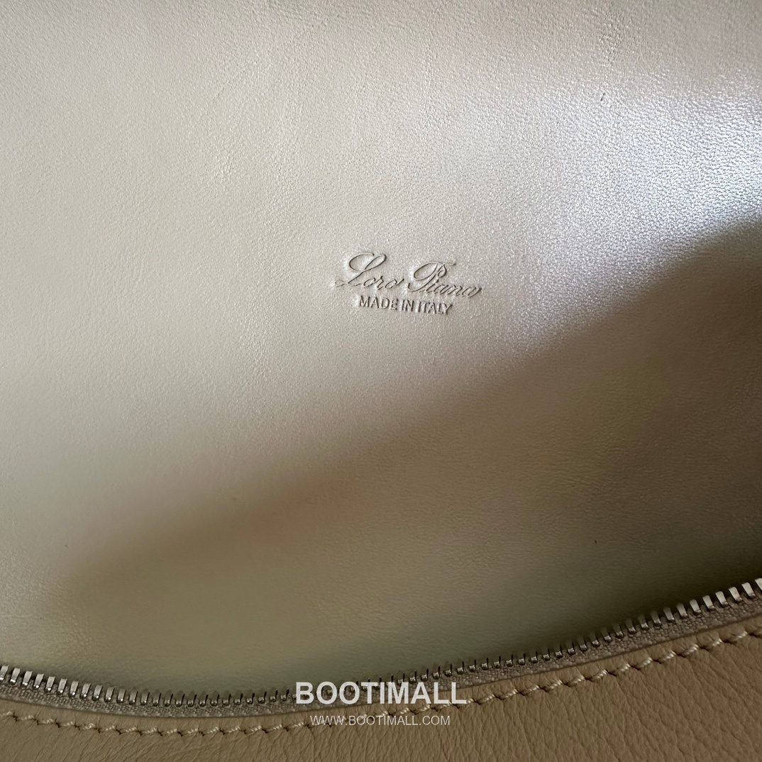 Loro Piana Extra Pocket L27 Clutch Bag FAI8 로로피아나 엑스트라 포켓 L27 클러치백 카프스킨 27cm 9