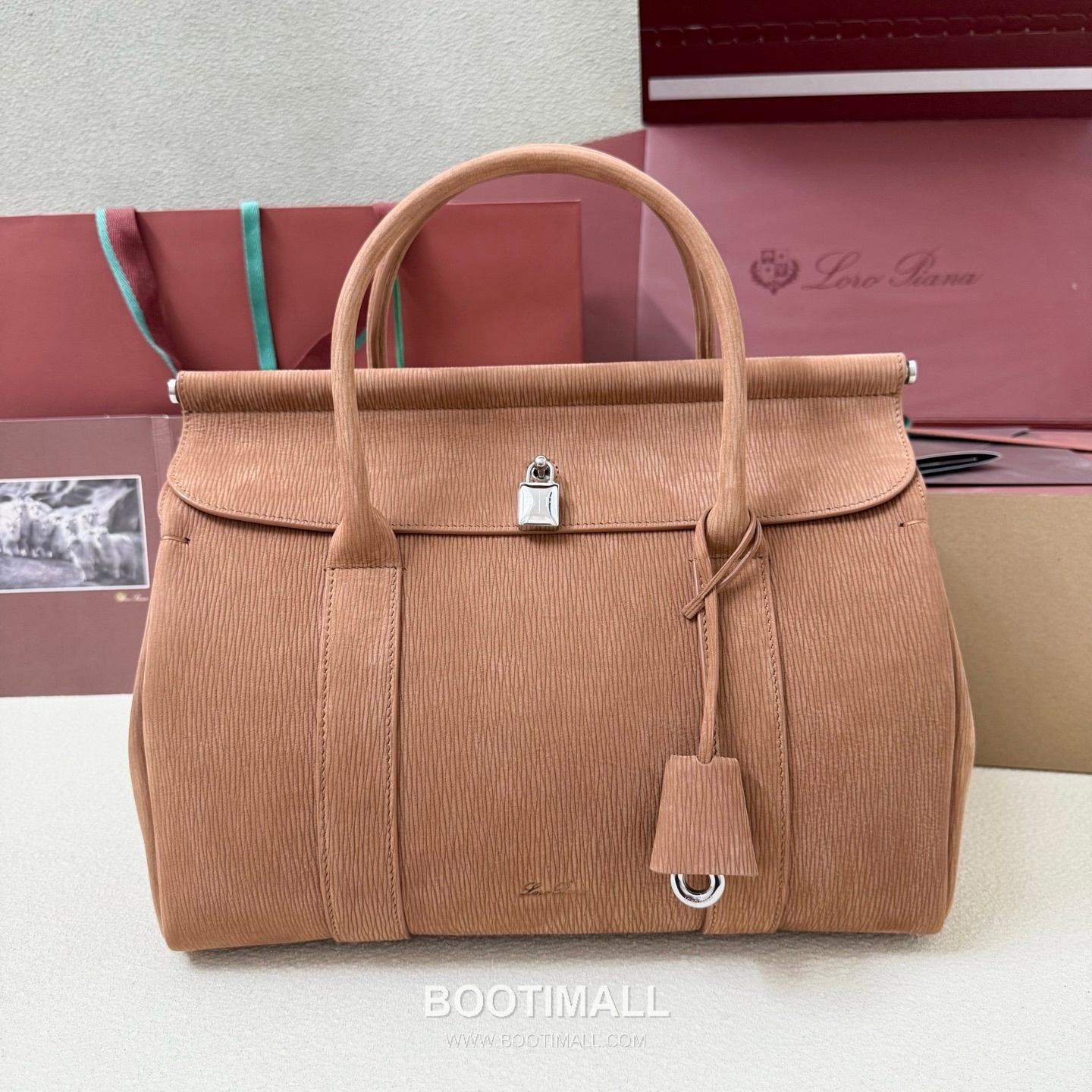 Loro Piana Loom L32 Medium Top Handle Bag 로로피아나 룸 L32 미디엄 토트백 스웨이드 카프스킨 33cm 1