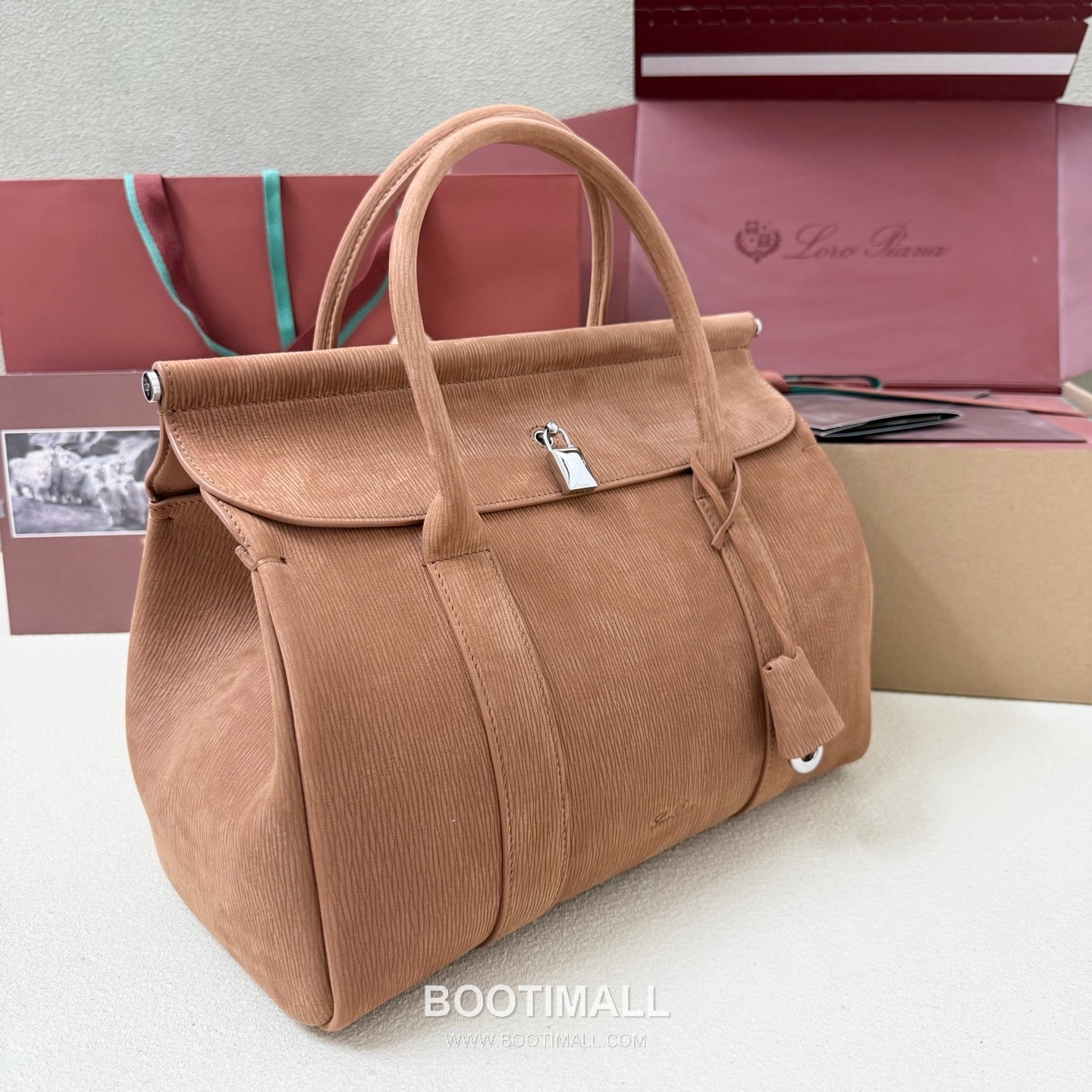 Loro Piana Loom L32 Medium Top Handle Bag 로로피아나 룸 L32 미디엄 토트백 스웨이드 카프스킨 33cm 3