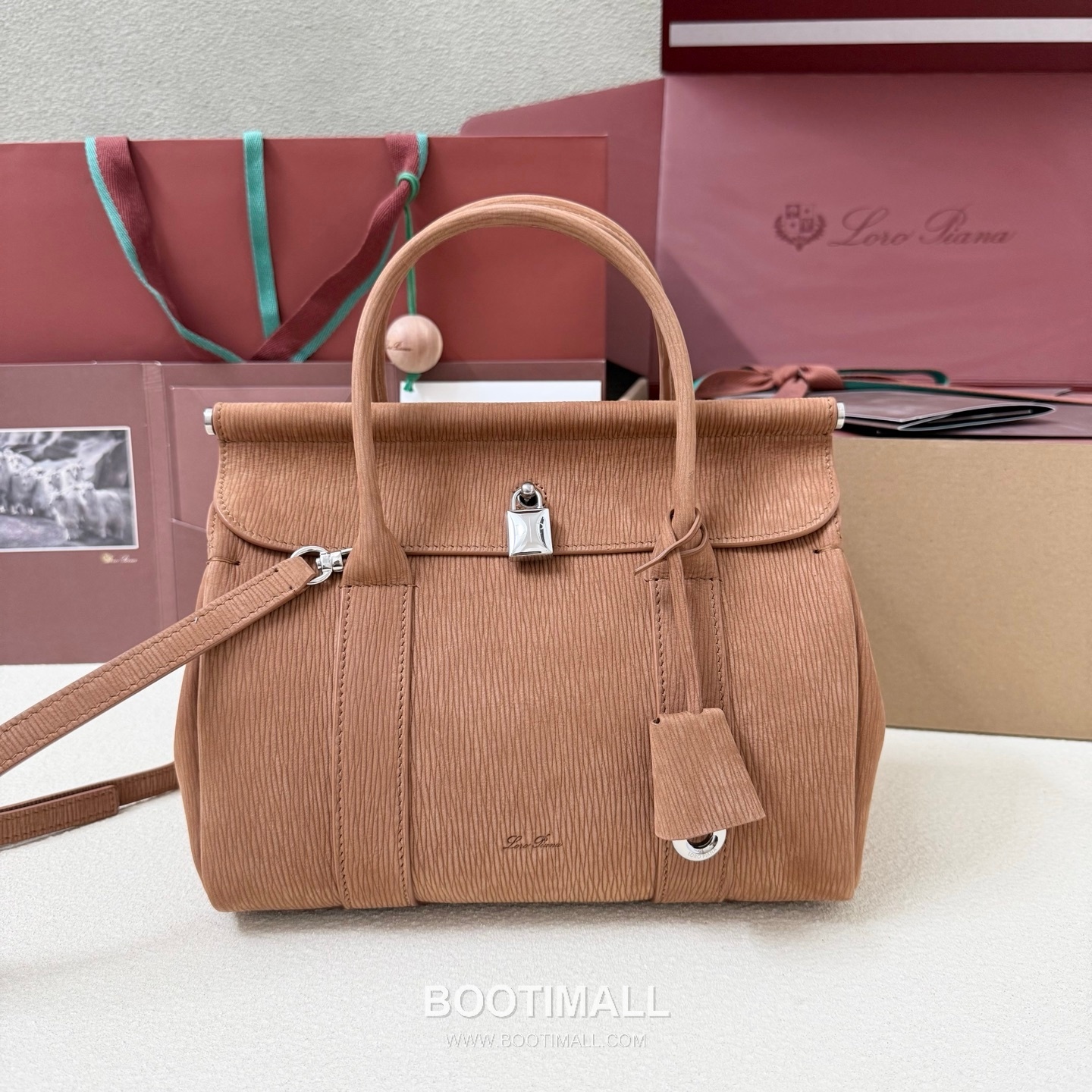 Loro Piana Loom L25 Small Top Handle Bag 로로피아나 룸 L25 스몰 토트백 스웨이드 카프스킨 25cm 1