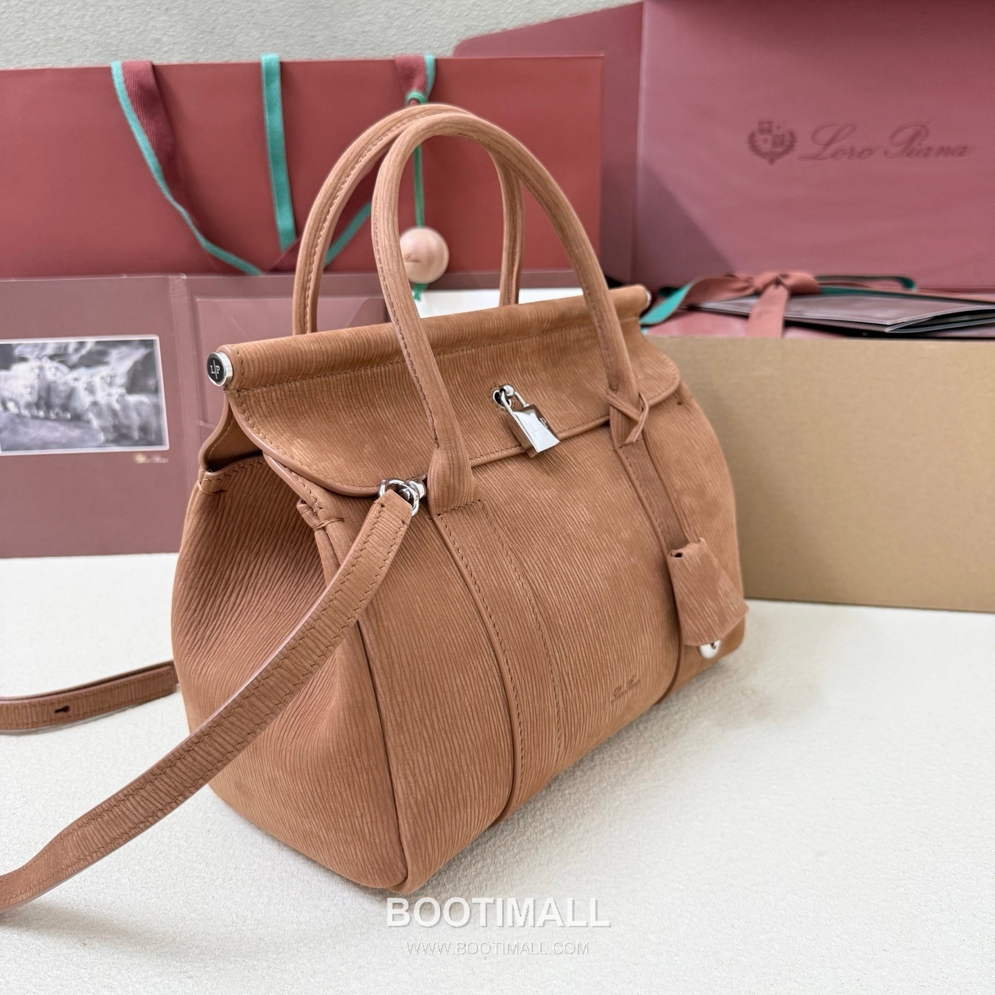 Loro Piana Loom L25 Small Top Handle Bag 로로피아나 룸 L25 스몰 토트백 스웨이드 카프스킨 25cm 3