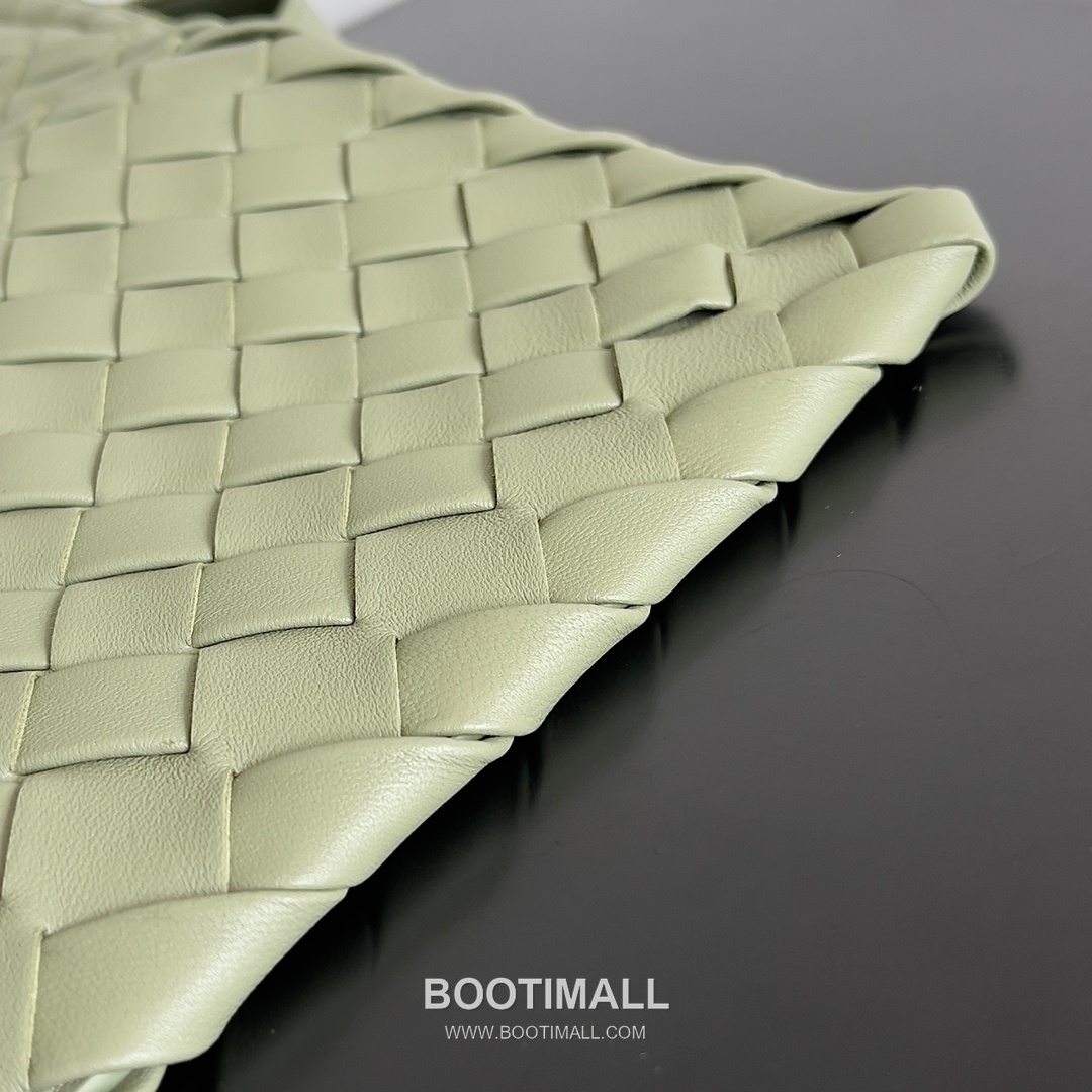 Bottega Veneta Cobble Small Woven Leather Crossbody Bag 보테가베네타 코블 스몰 위빙 레더 크로스백 27cm 6