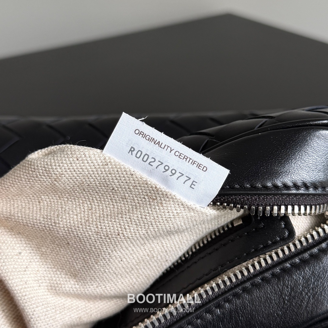 Bottega Veneta Intrecciato Woven Leather Camera Bag 보테가베네타 인트레치아토 위빙 레더 카메라백 24.5cm 8