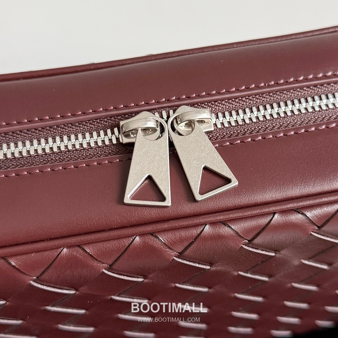 Bottega Veneta Intrecciato Woven Leather Camera Bag 보테가베네타 인트레치아토 위빙 레더 카메라백 24.5cm 5