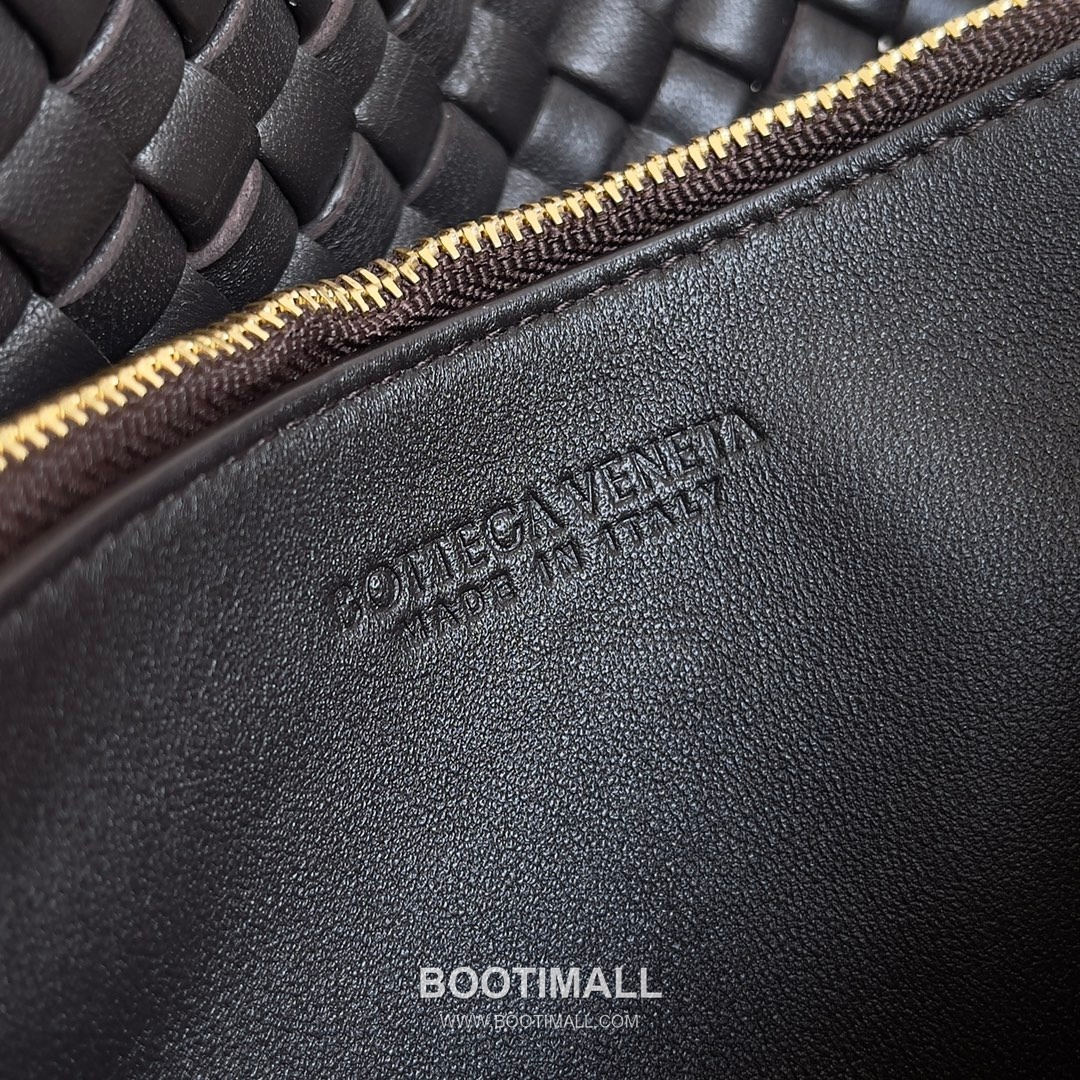 Bottega Veneta Small Cabat Intrecciato Woven Leather Shoulder Bag 보테가베네타 스몰 카바 인트레치아토 위빙 레더 숄더백 26cm 8