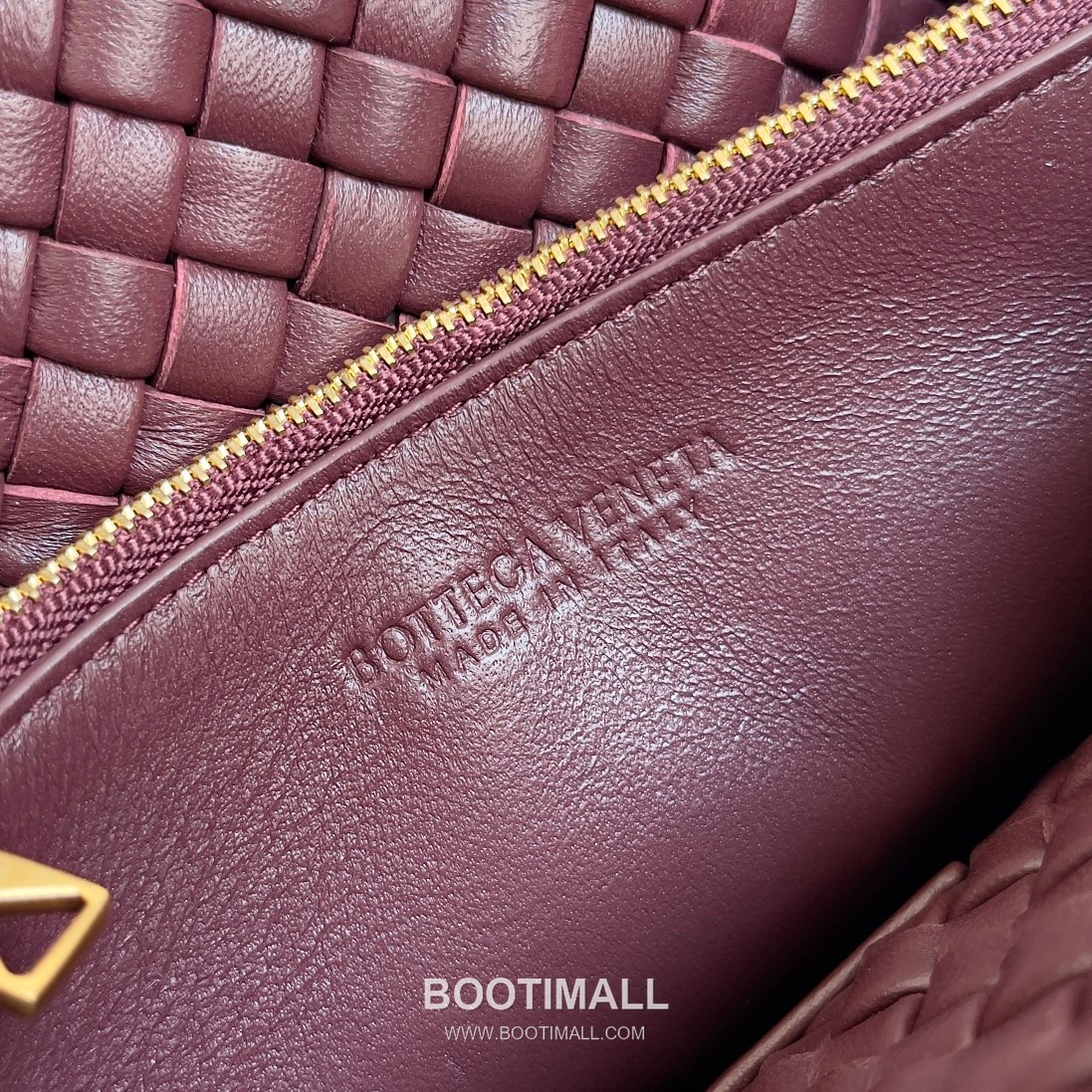 Bottega Veneta Small Cabat Intrecciato Woven Leather Shoulder Bag 보테가베네타 스몰 카바 인트레치아토 위빙 레더 숄더백 26cm 8