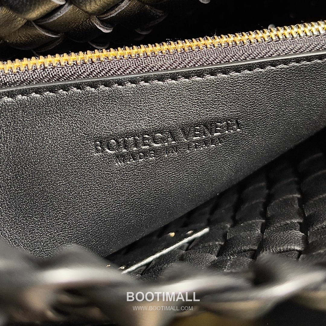 Bottega Veneta Small Cabat Intrecciato Woven Leather Shoulder Bag 보테가베네타 스몰 카바 인트레치아토 위빙 레더 숄더백 26cm 8