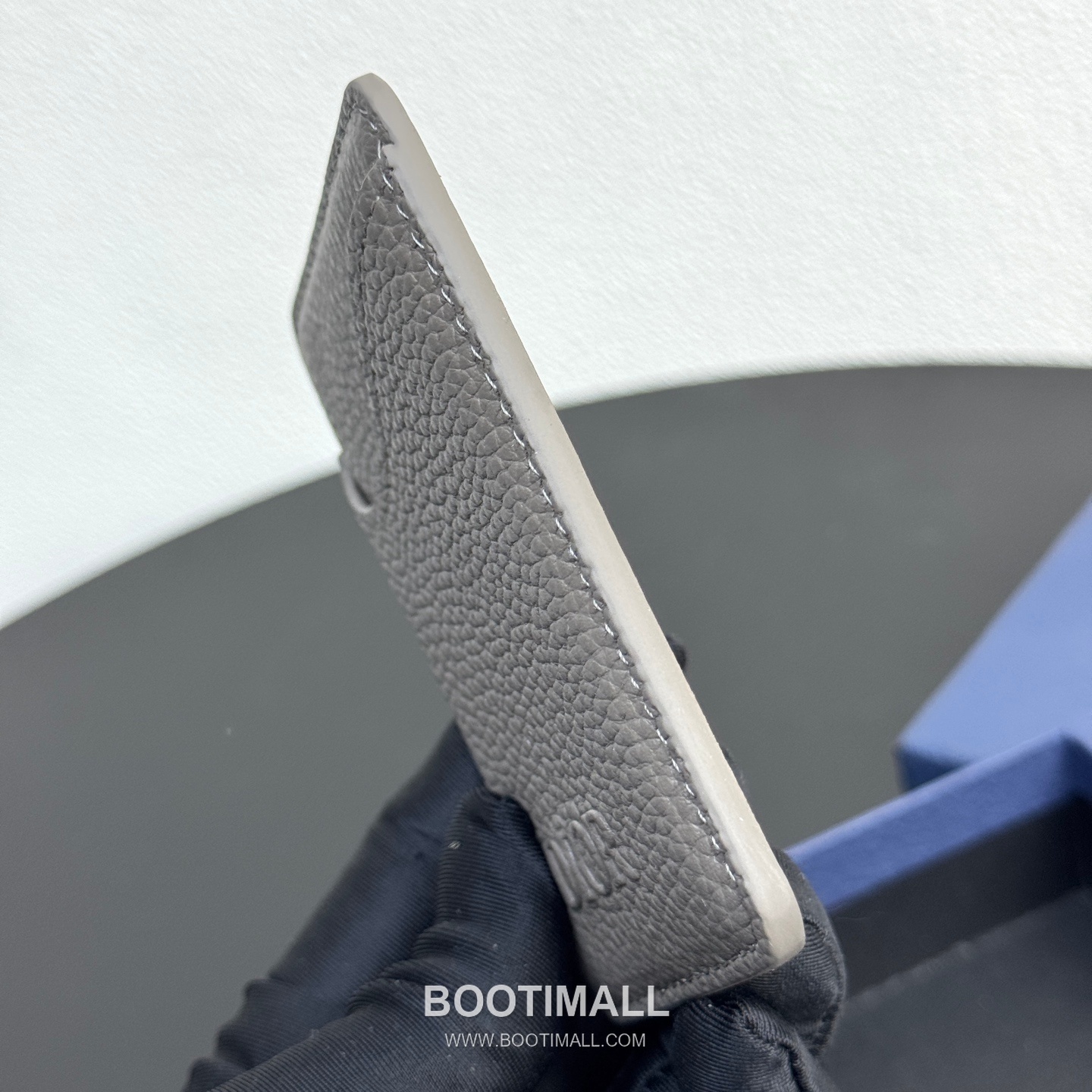 Dior Saddle Magnetic Card Holder Dior Gravity Embossed Calfskin 디올 새들 마그네틱 카드홀더 그라비티 엠보스 카프스킨 9.5cm 5