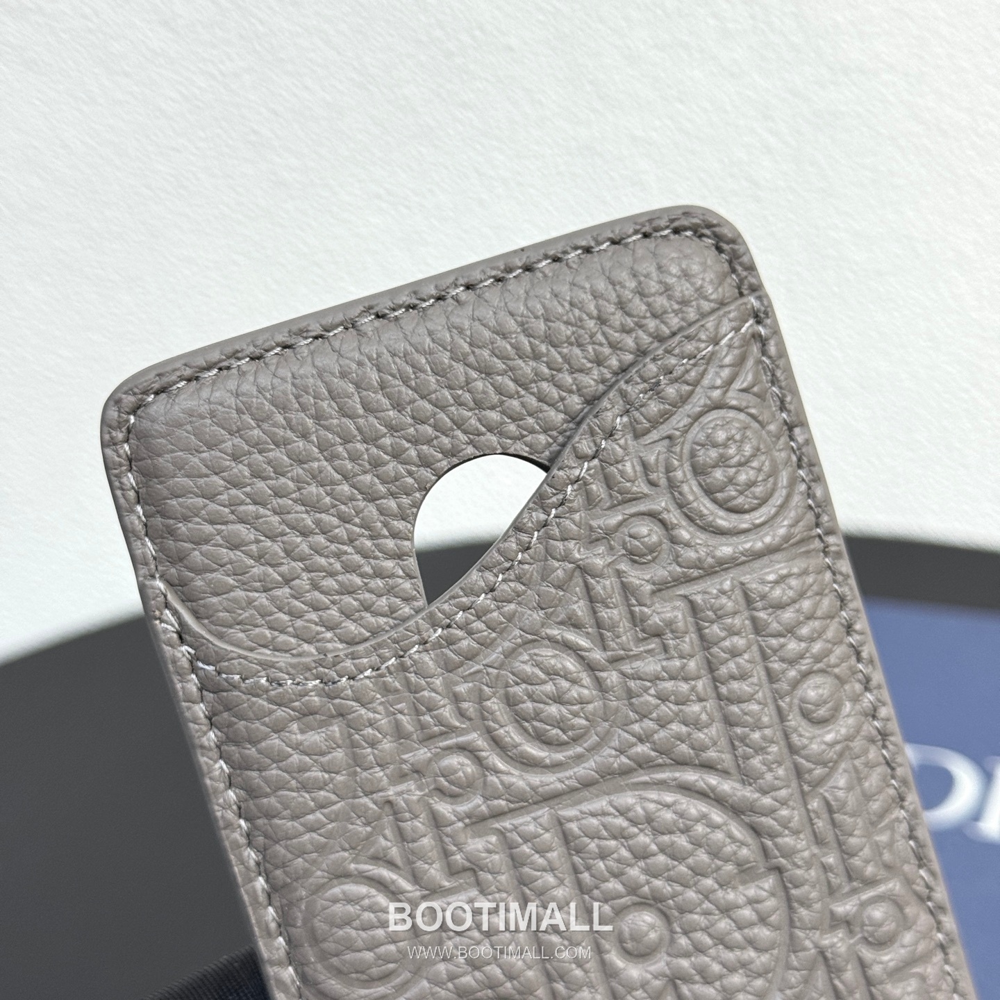 Dior Saddle Magnetic Card Holder Dior Gravity Embossed Calfskin 디올 새들 마그네틱 카드홀더 그라비티 엠보스 카프스킨 9.5cm 5