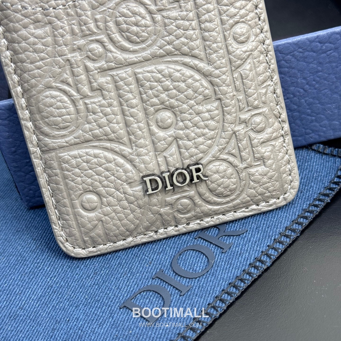 Dior Saddle Magnetic Card Holder Dior Gravity Embossed Calfskin 디올 새들 마그네틱 카드홀더 그라비티 엠보스 카프스킨 9.5cm 6