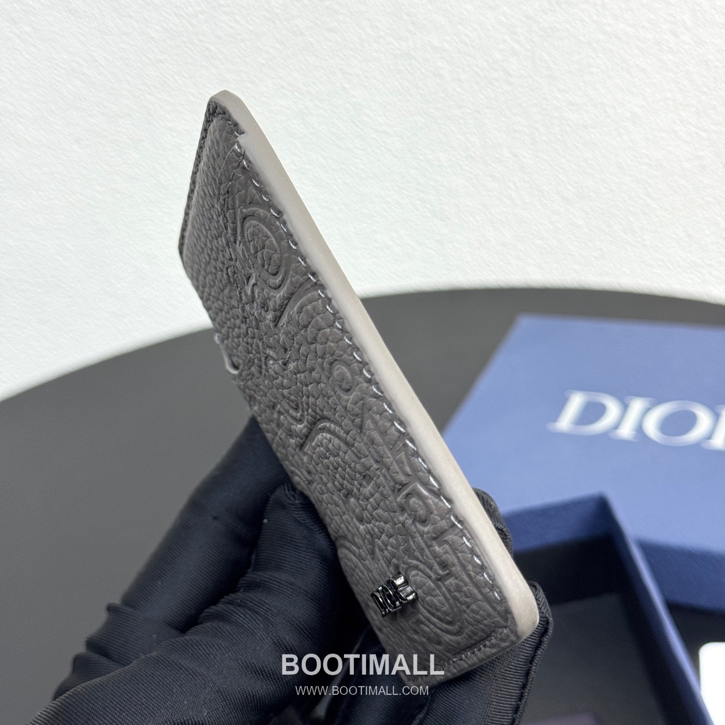 Dior Saddle Magnetic Card Holder Dior Gravity Embossed Calfskin 디올 새들 마그네틱 카드홀더 그라비티 엠보스 카프스킨 9.5cm 7