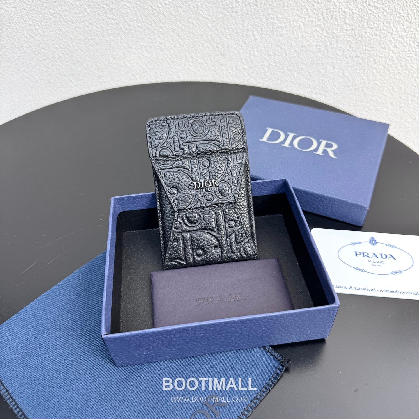 Dior Saddle Magnetic Card Holder Dior Gravity Embossed Calfskin 디올 새들 마그네틱 카드홀더 그라비티 엠보스 카프스킨 9.5cm 2