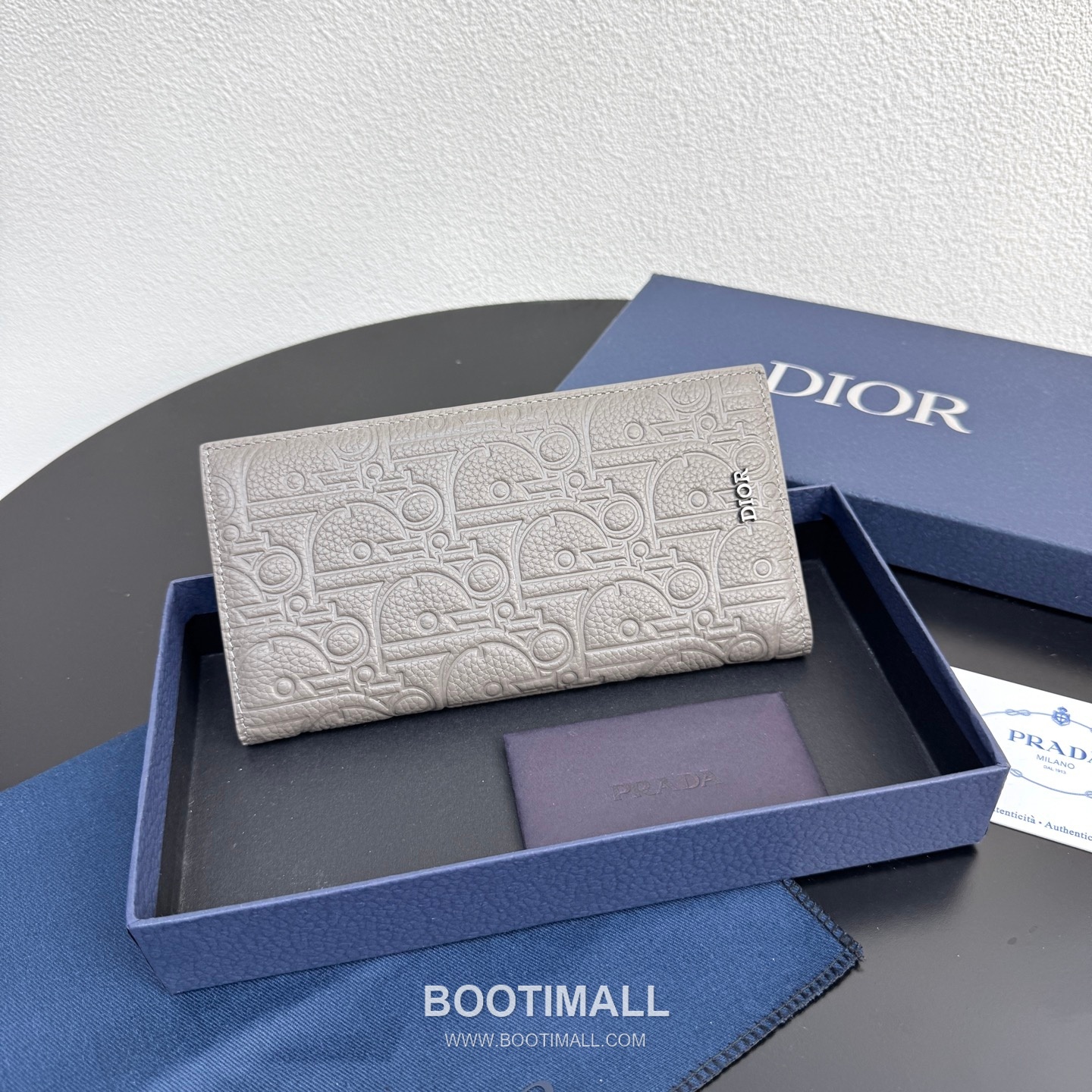 Dior CD Icon Vertical Bi-Fold Long Wallet Calfskin 디올 CD 아이콘 버티컬 바이폴드 장지갑 카프스킨 18cm 2