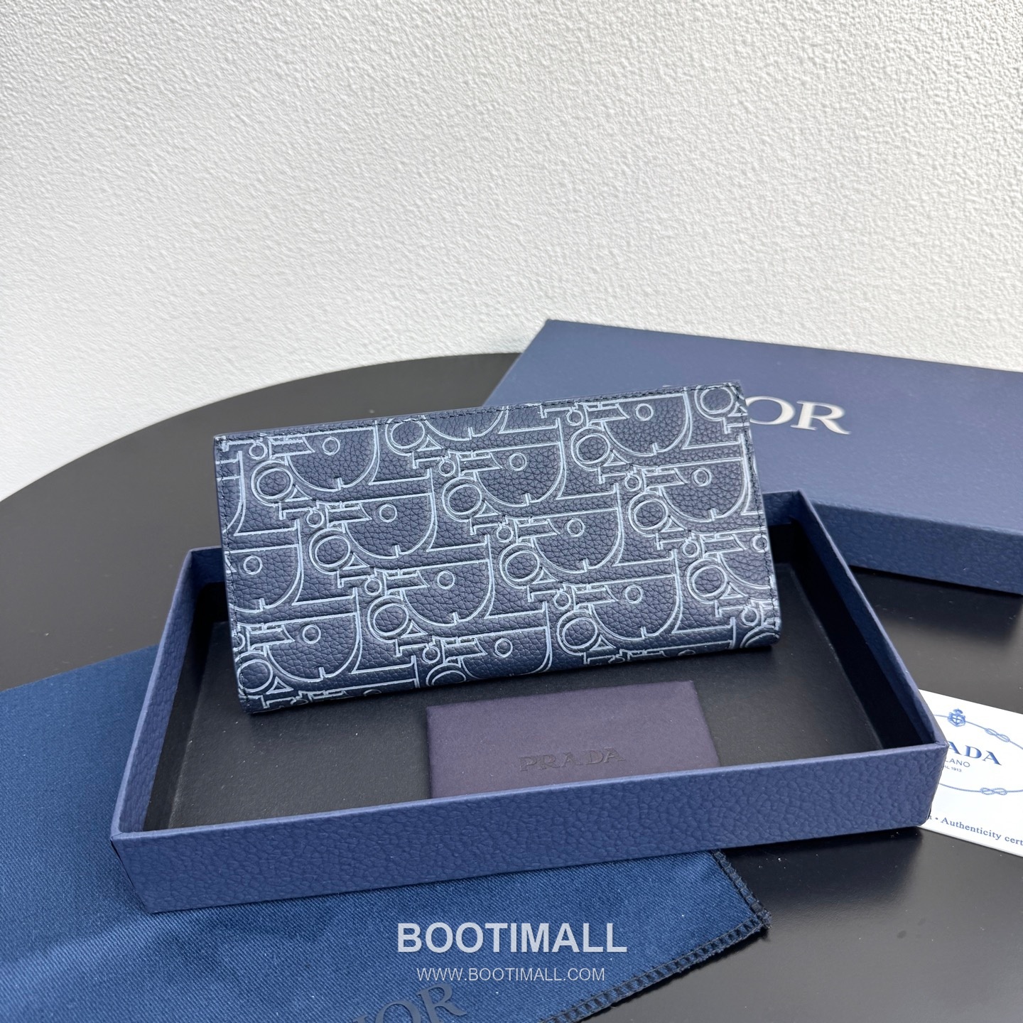 Dior CD Icon Vertical Bi-Fold Long Wallet Calfskin 디올 CD 아이콘 버티컬 바이폴드 장지갑 카프스킨 18cm 3