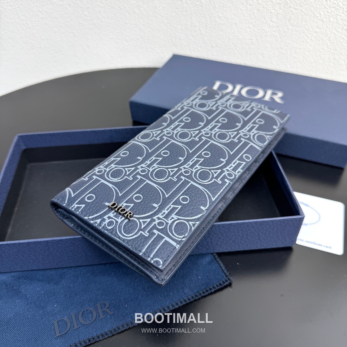 Dior CD Icon Vertical Bi-Fold Long Wallet Calfskin 디올 CD 아이콘 버티컬 바이폴드 장지갑 카프스킨 18cm 9