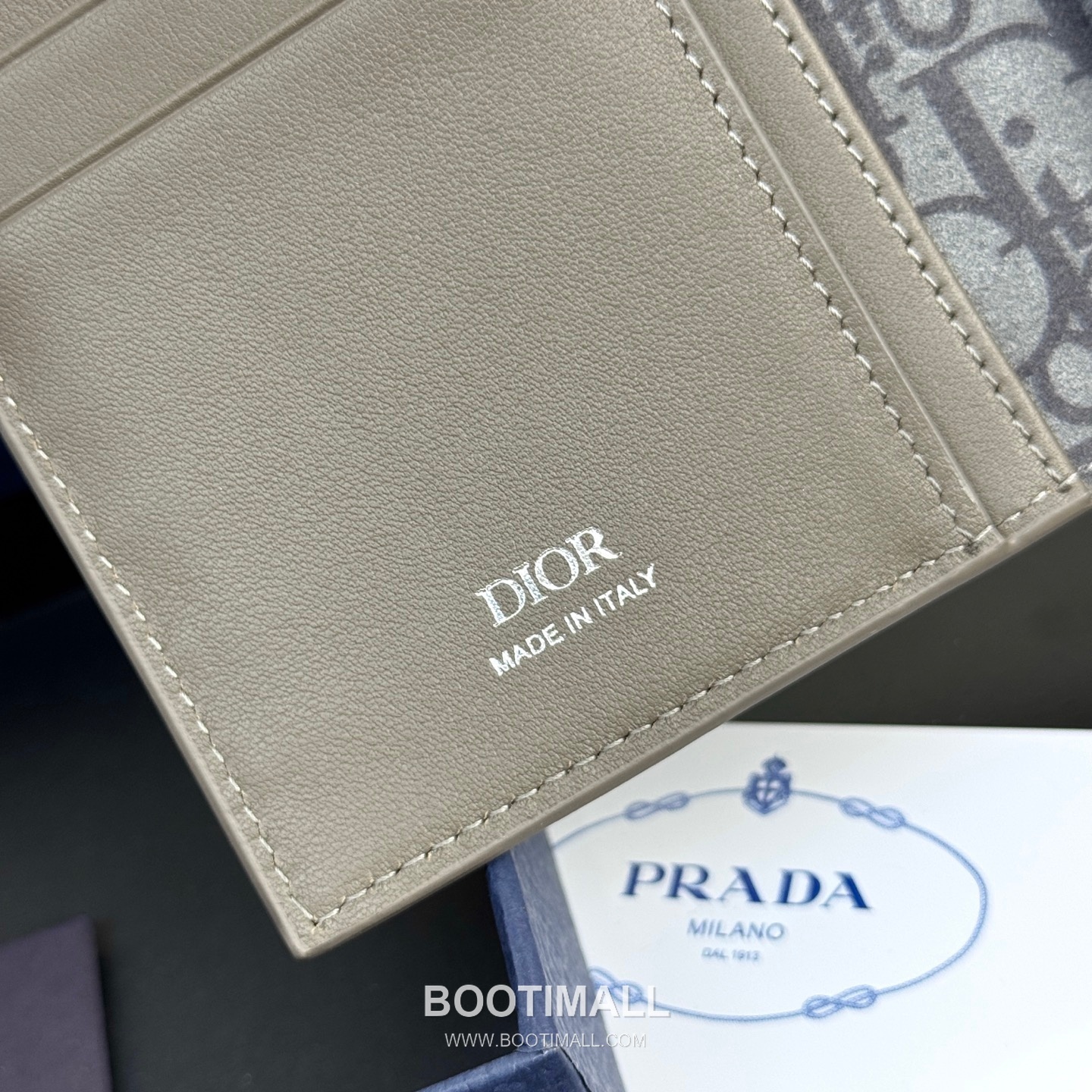 Dior CD Icon Vertical Bi-Fold Long Wallet Calfskin 디올 CD 아이콘 버티컬 바이폴드 장지갑 카프스킨 18cm 7