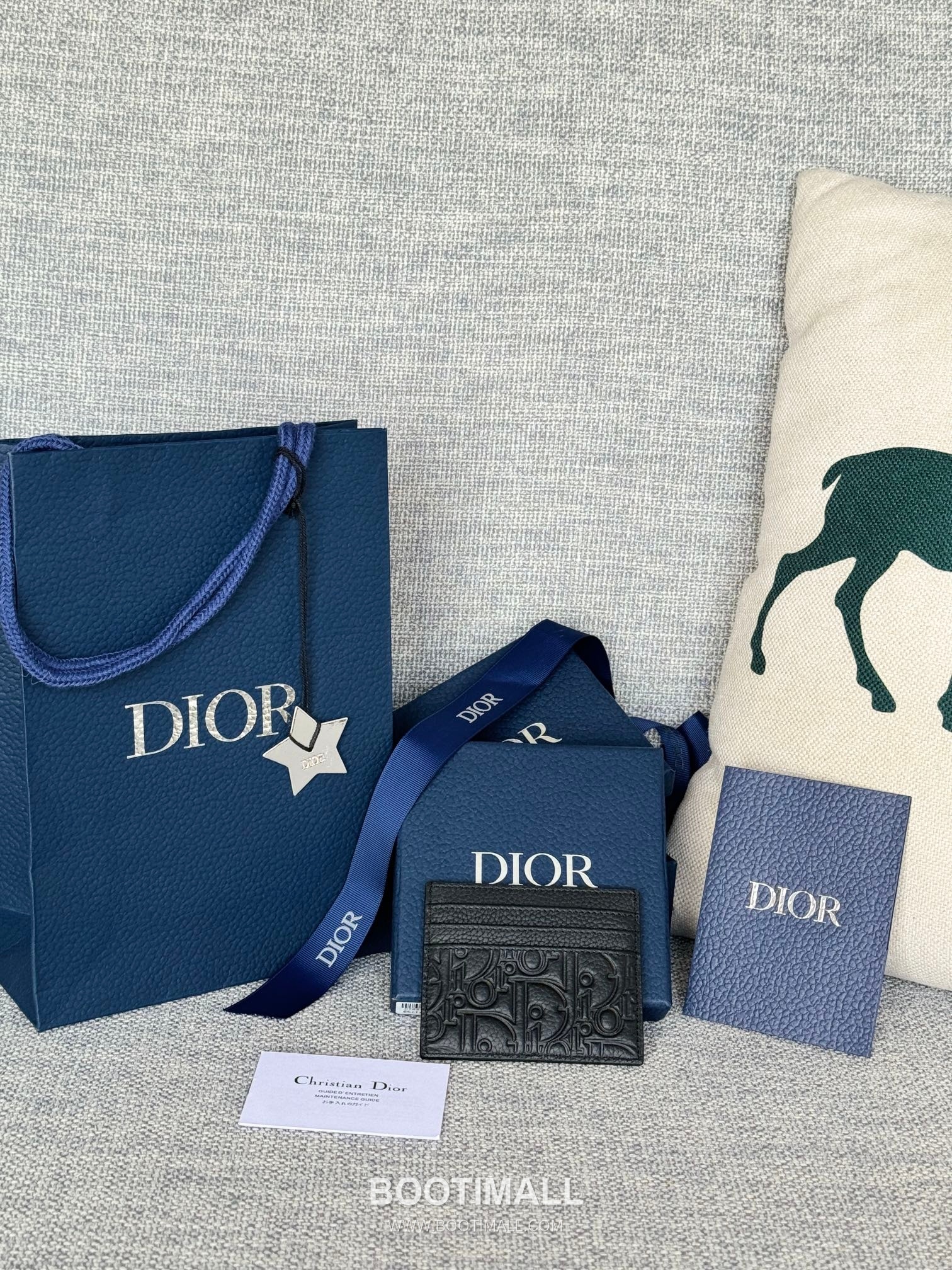 Dior Dior Gravity Pocket Card Holder Black Embossed Calfskin 디올 디올 그라비티 포켓 카드홀더 블랙 엠보스 카프스킨 10cm 2