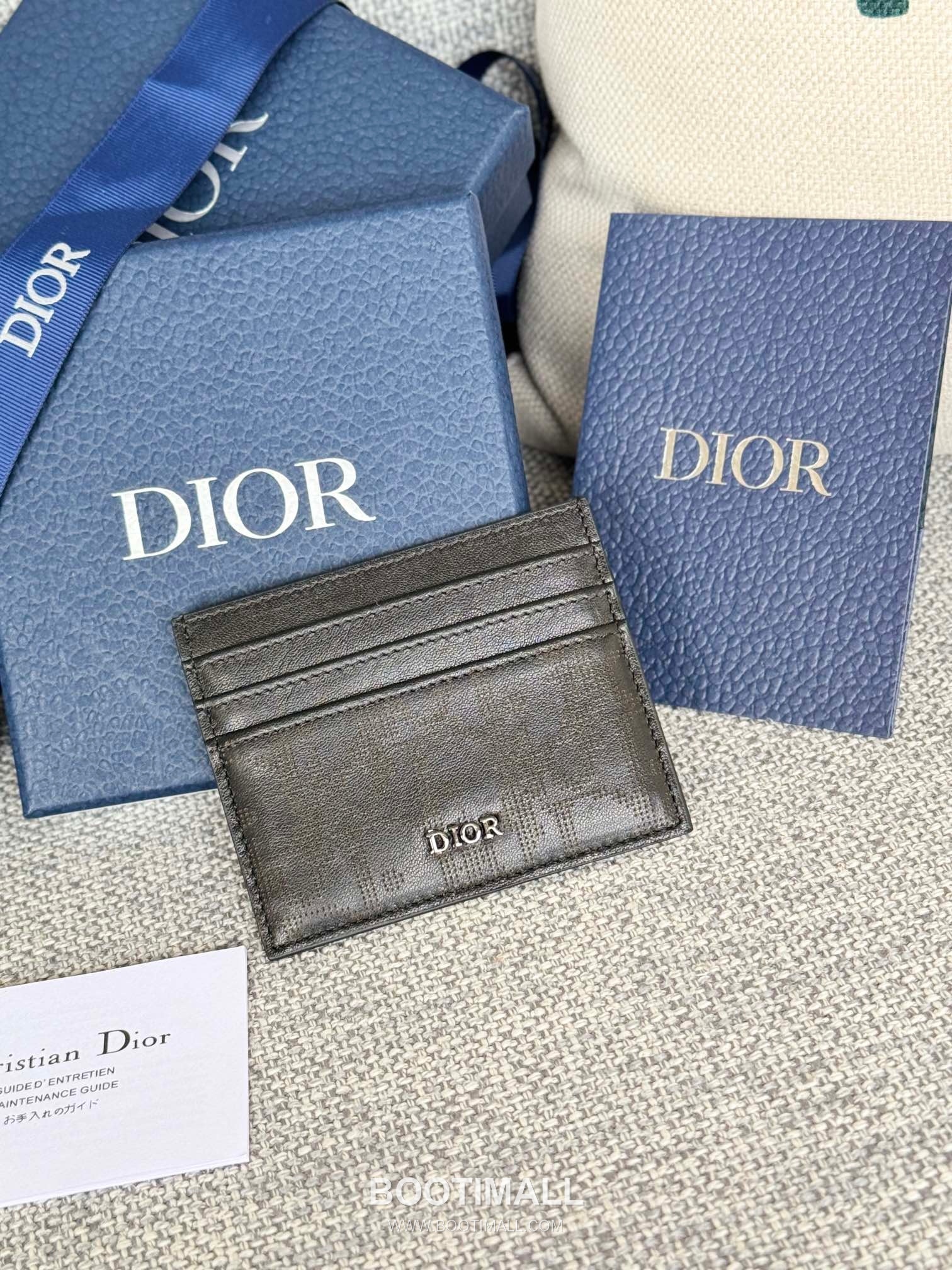 Dior Dior Gravity Pocket Card Holder Black Embossed Calfskin 디올 디올 그라비티 포켓 카드홀더 블랙 엠보스 카프스킨 10cm 3