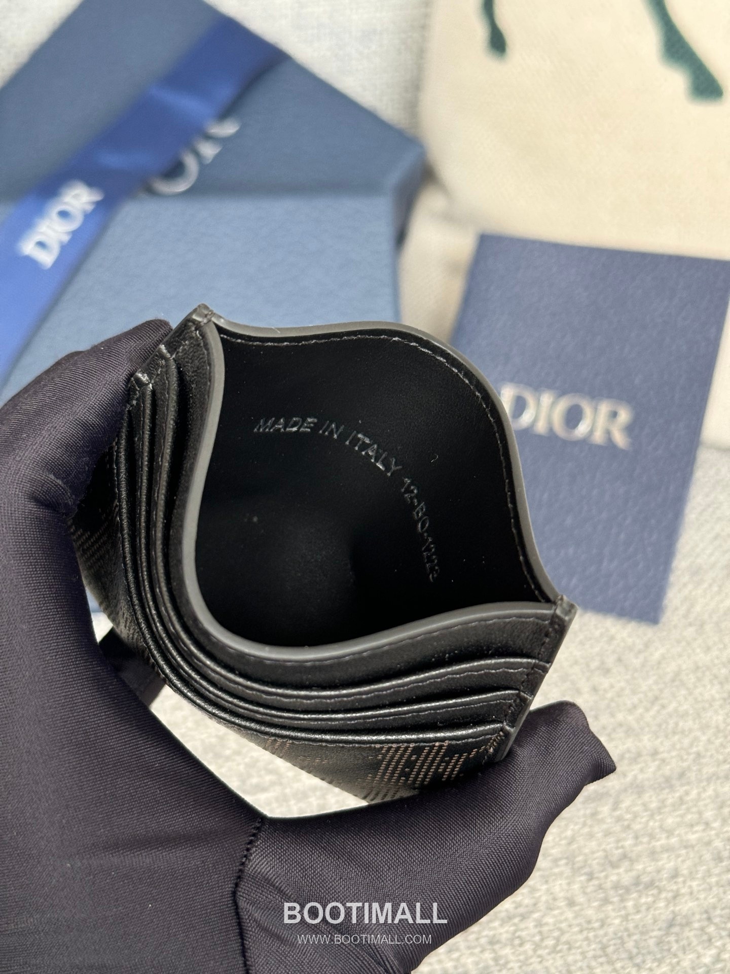 Dior Dior Gravity Pocket Card Holder Black Embossed Calfskin 디올 디올 그라비티 포켓 카드홀더 블랙 엠보스 카프스킨 10cm 7